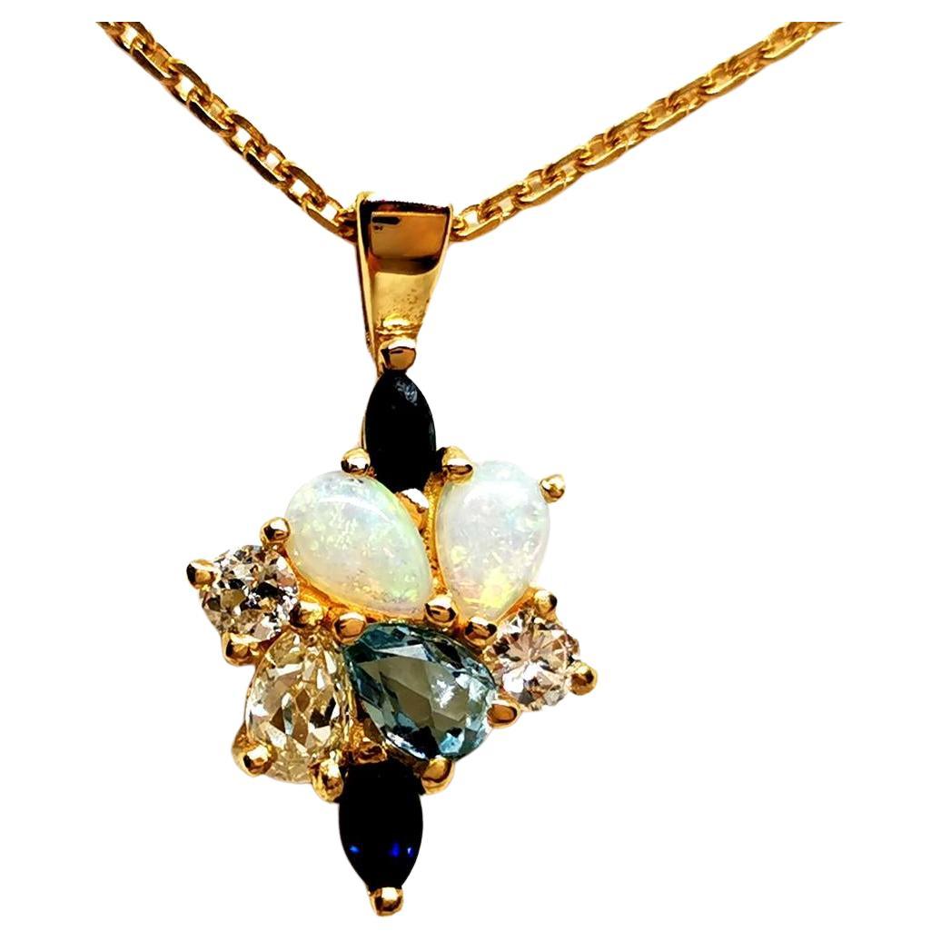 Chain Necklace Yellow Gold Opal For Sale