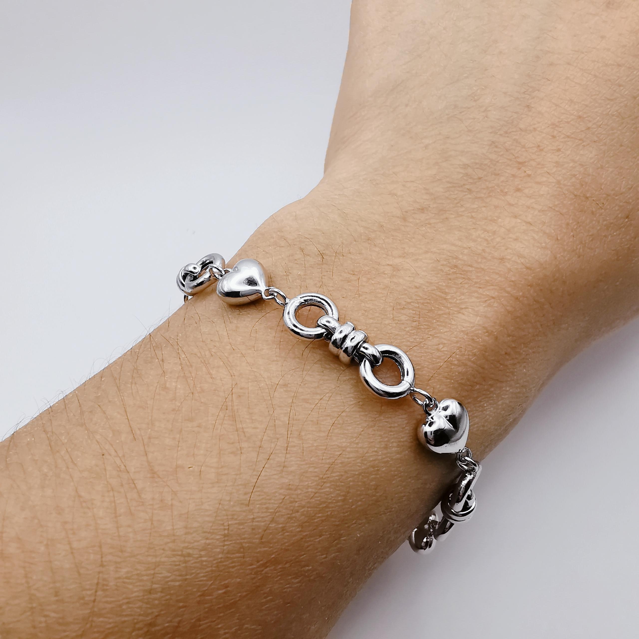 Chain of Hearts Bracelet in 18K White Gold For Sale 3