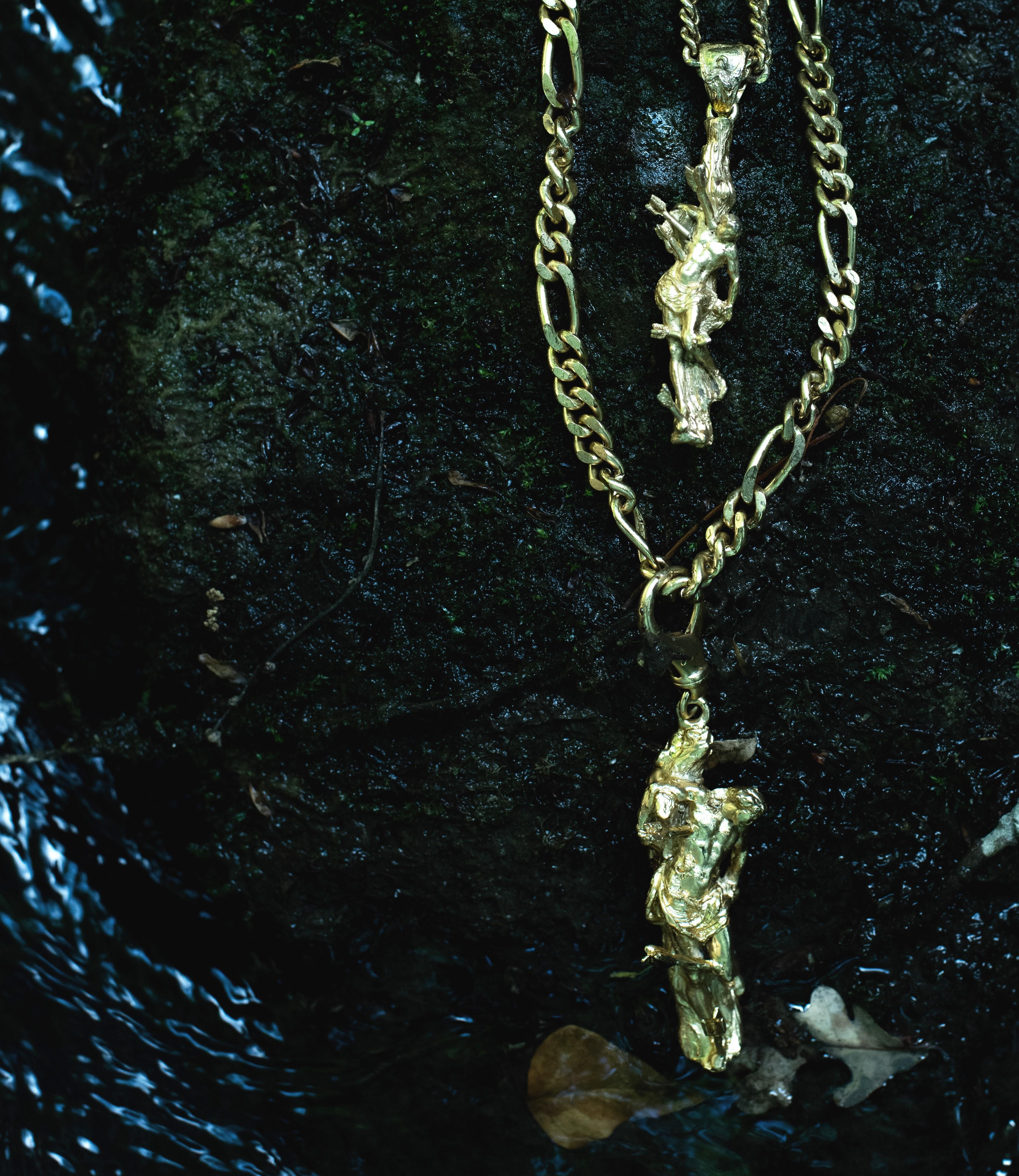 Catena e ciondolo grande in argento 925 placcato oro 18 kt

