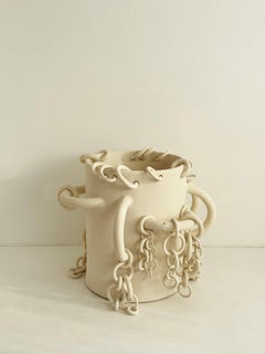 Chainbound by Kalou Dubus, jardinière en céramique, blanc laiteux, grès chamotté