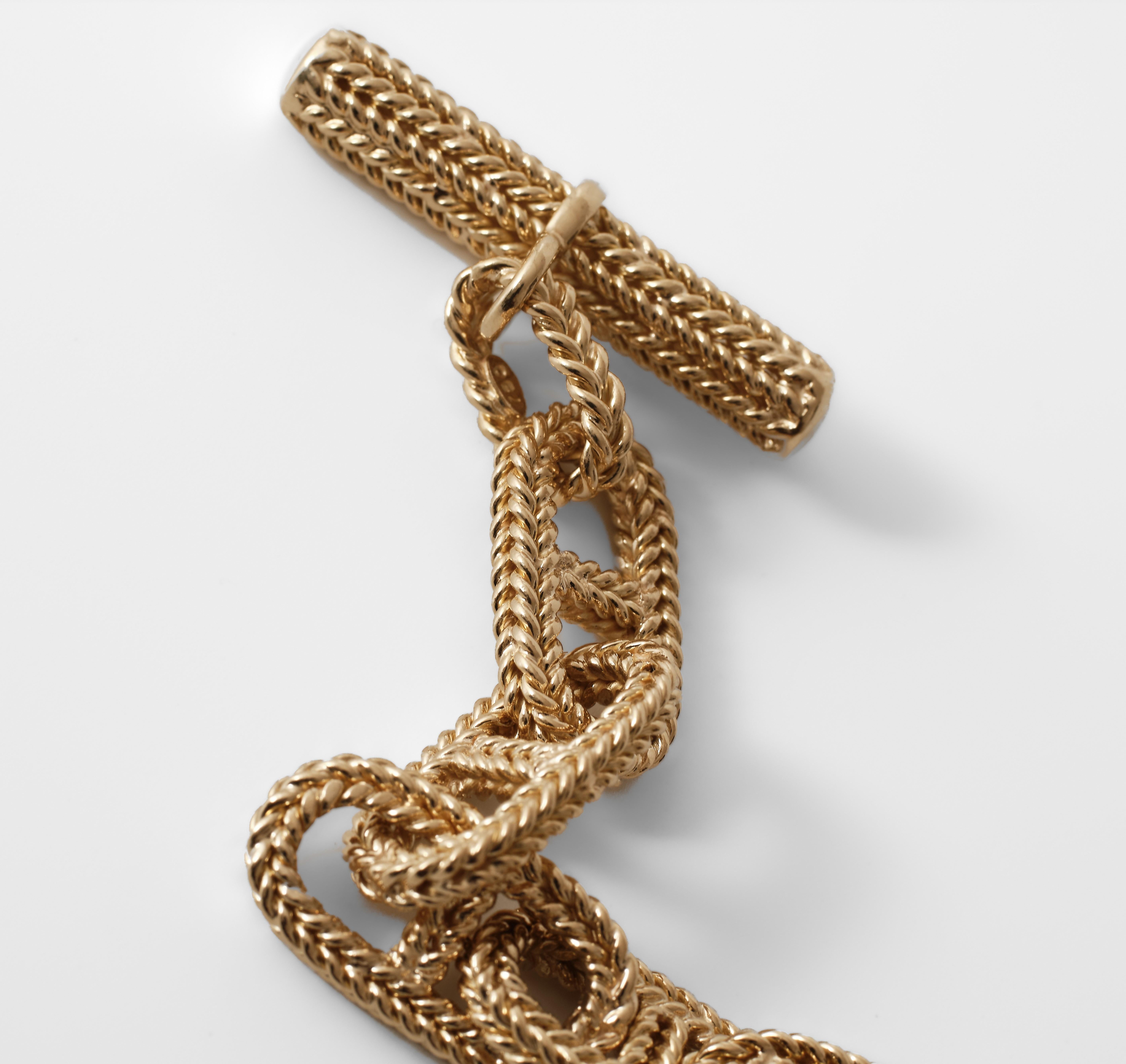 Modern Chaine d’Ancre bracelet with toggle clasp, 18 karat gold, circa 1950-60