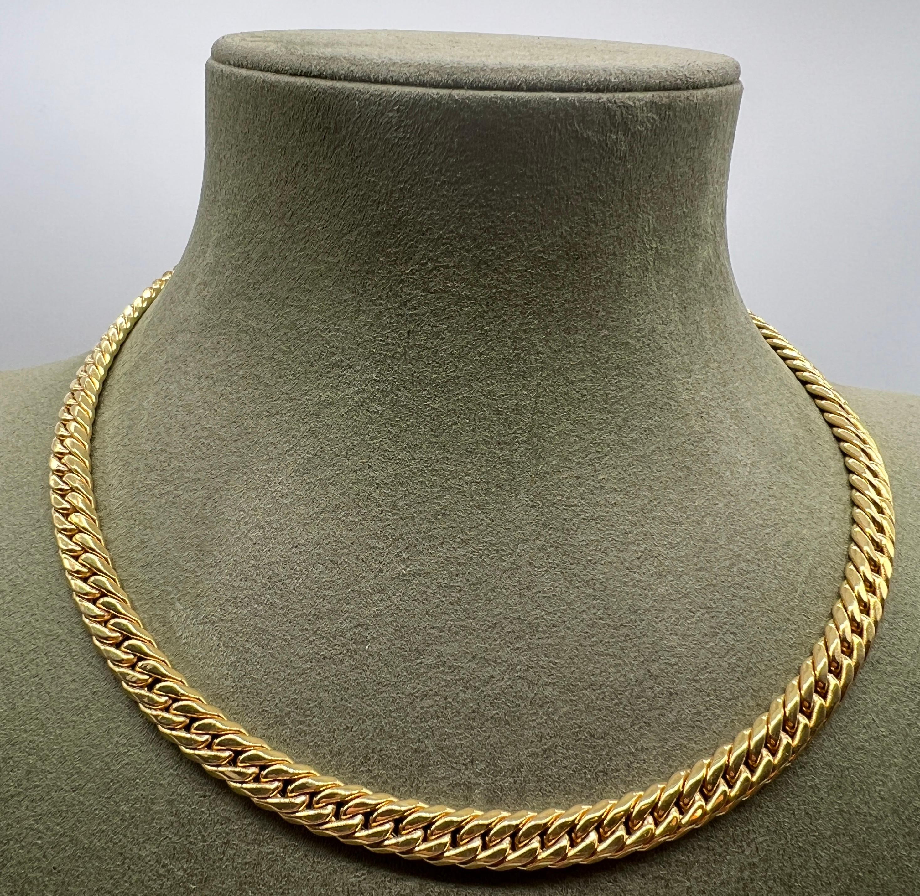 Women's or Men's Chaîne Necklaces Yellow Gold 18 Carats For Sale