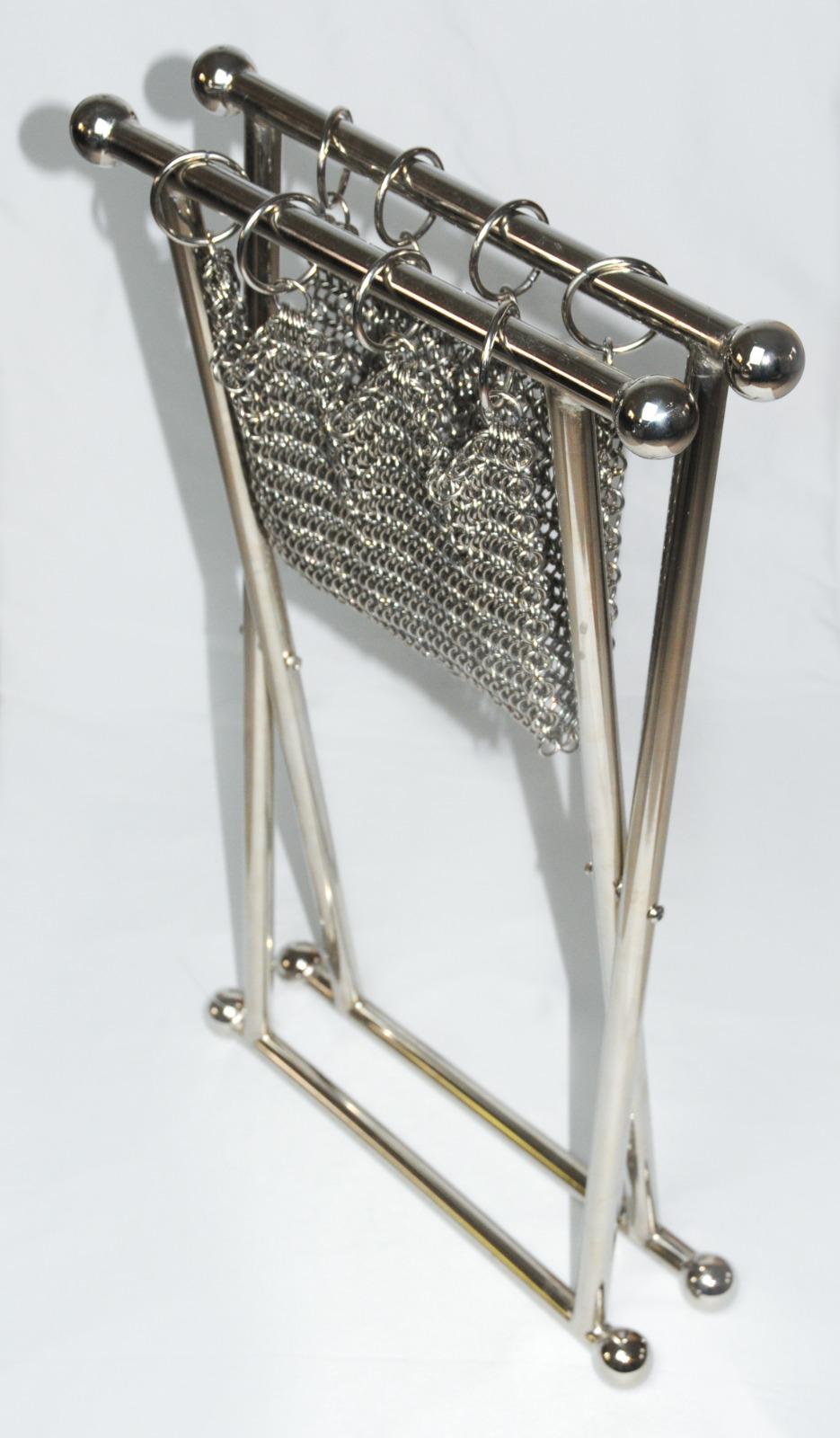 Taburete Escultural Camping Chainmail, Acabado Acero Niquelado, Malla Enlazada a Mano en Nuevo estado para la venta en Ciudad de México, CDMX
