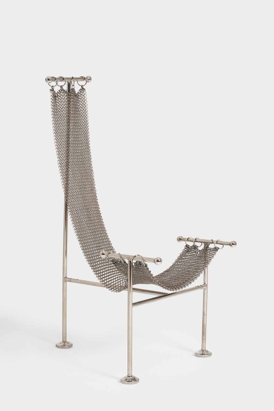 Plaqué Chaise en cotte de mailles en acier nickelé et maille souple par Panorammma. en vente