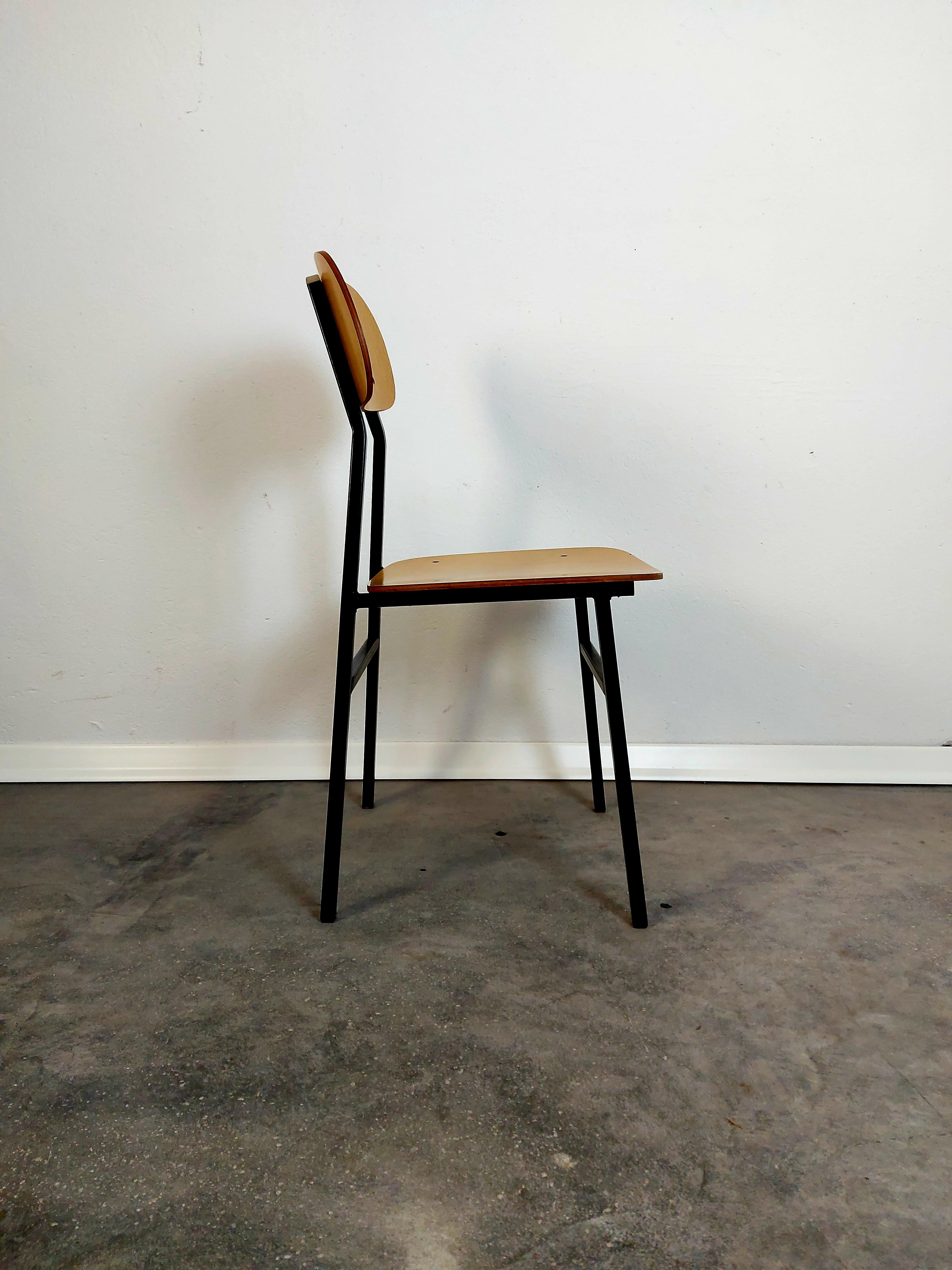 Chair, 1970s Metal Frame For Sale 7