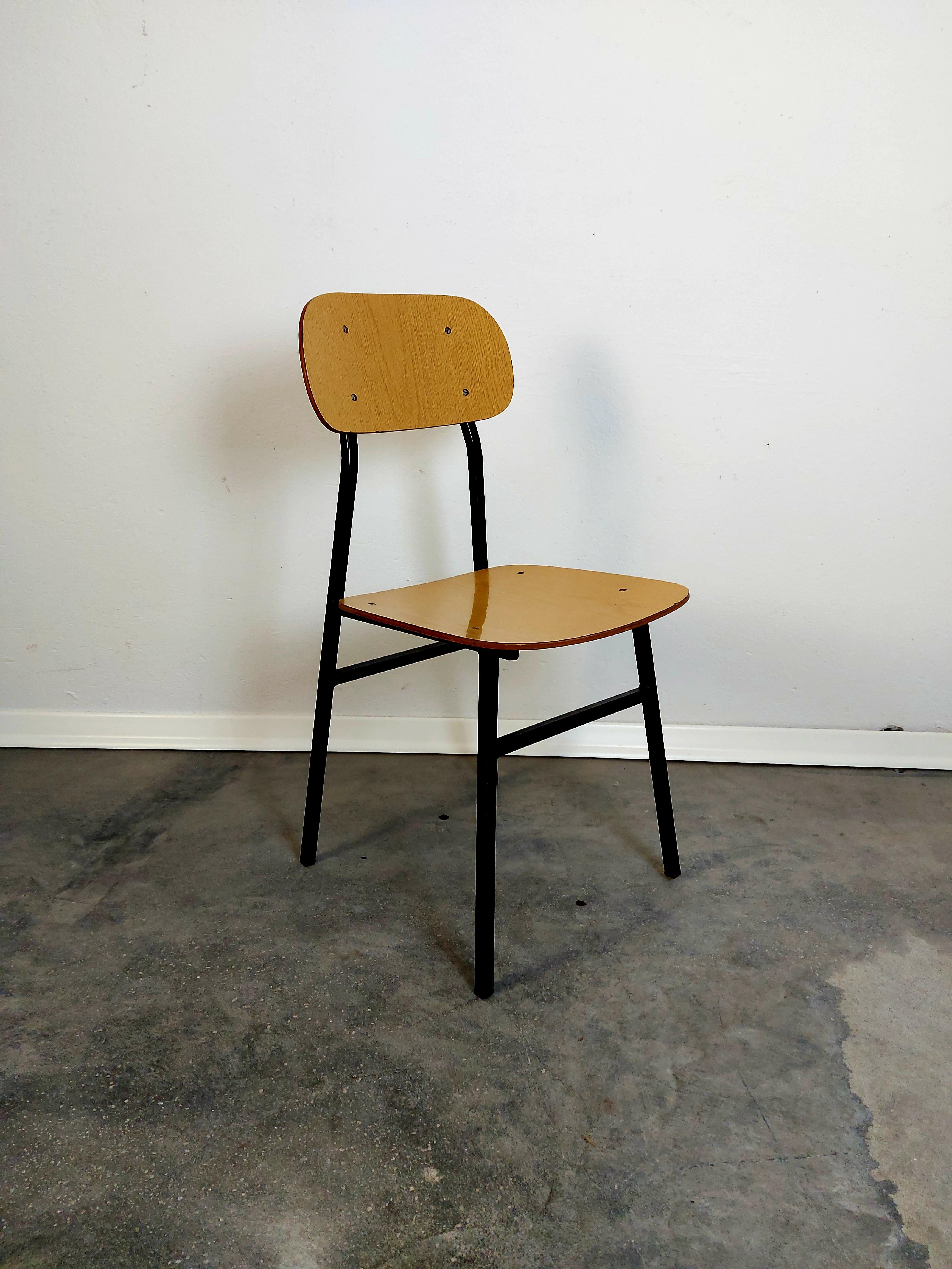 Chair, 1970s Metal Frame For Sale 2