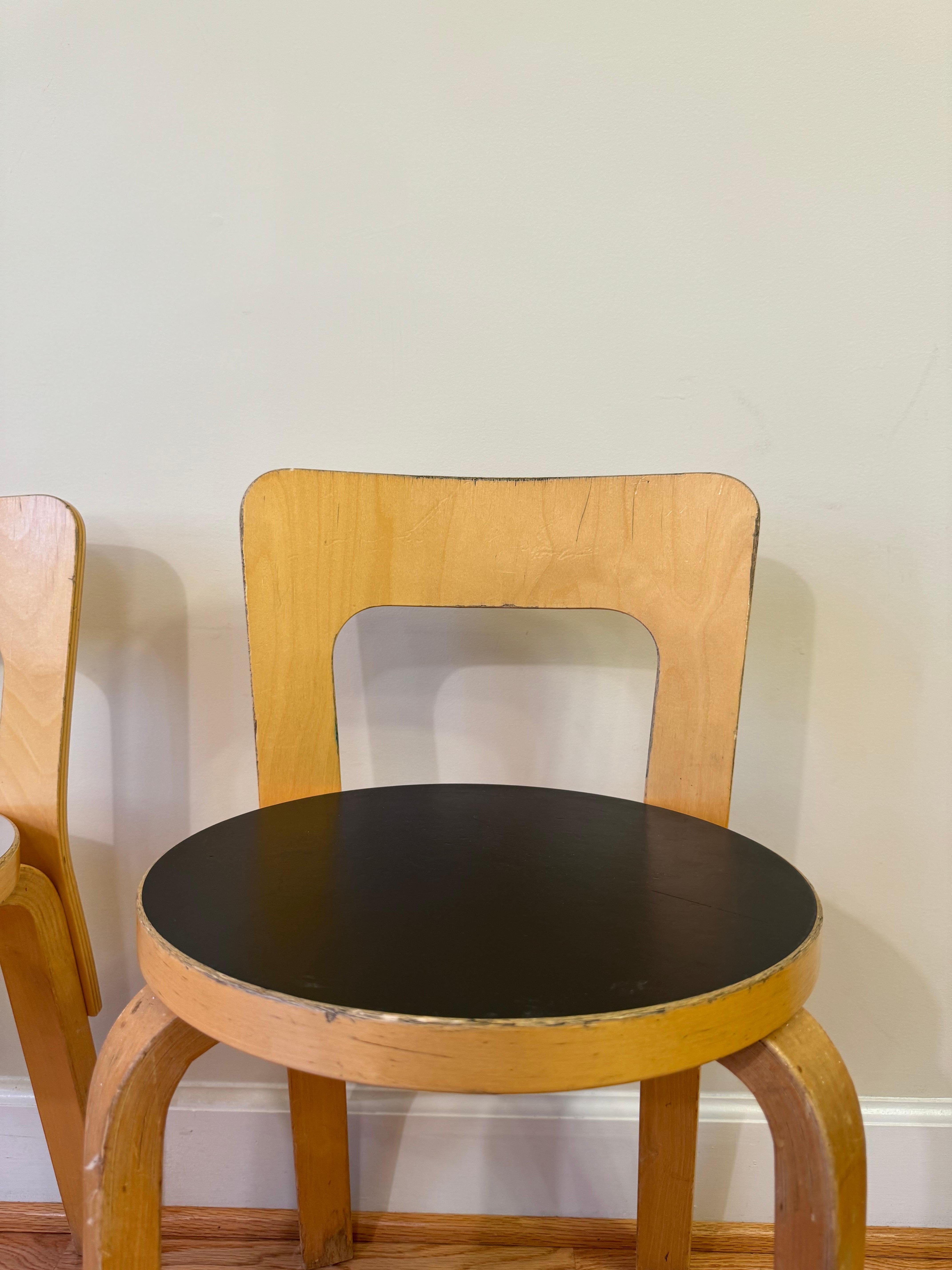 Mid-Century Modern Chair 65 by Alvar Aalto for Artek (Black Linoleum)