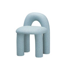 Silla Arcy en Tela Azul Kvadrat by Alter Ego Studio