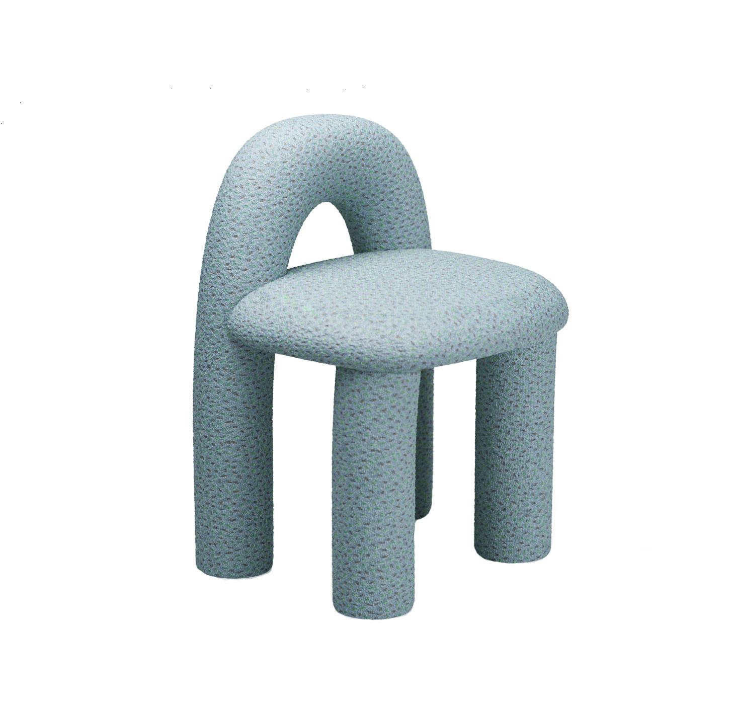 Portoghese Sedia Arcy in tessuto Kvadrat blu di Alter Ego Studio in vendita