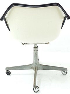 Fauteuil Conchiglia - Shell, design Robin Day pour Hille, 1970