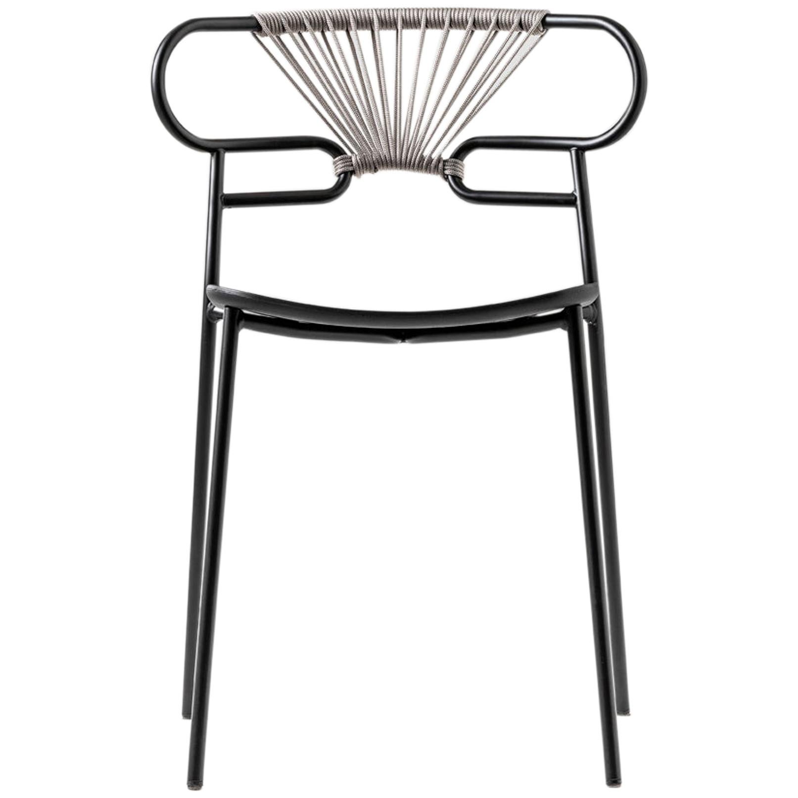 Chair Art, 0047 Genua Metallgestell lackiert und Rückenlehne aus geflochtenem Seil