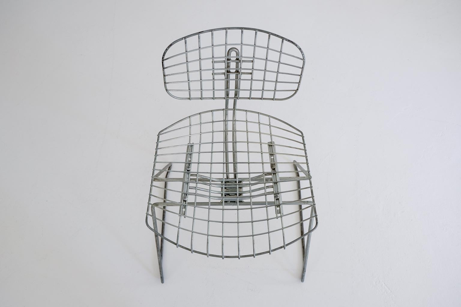 Chair Beaubourg, Michel Cadestin & Georges Laurent for the Centre Pompidou For Sale 3