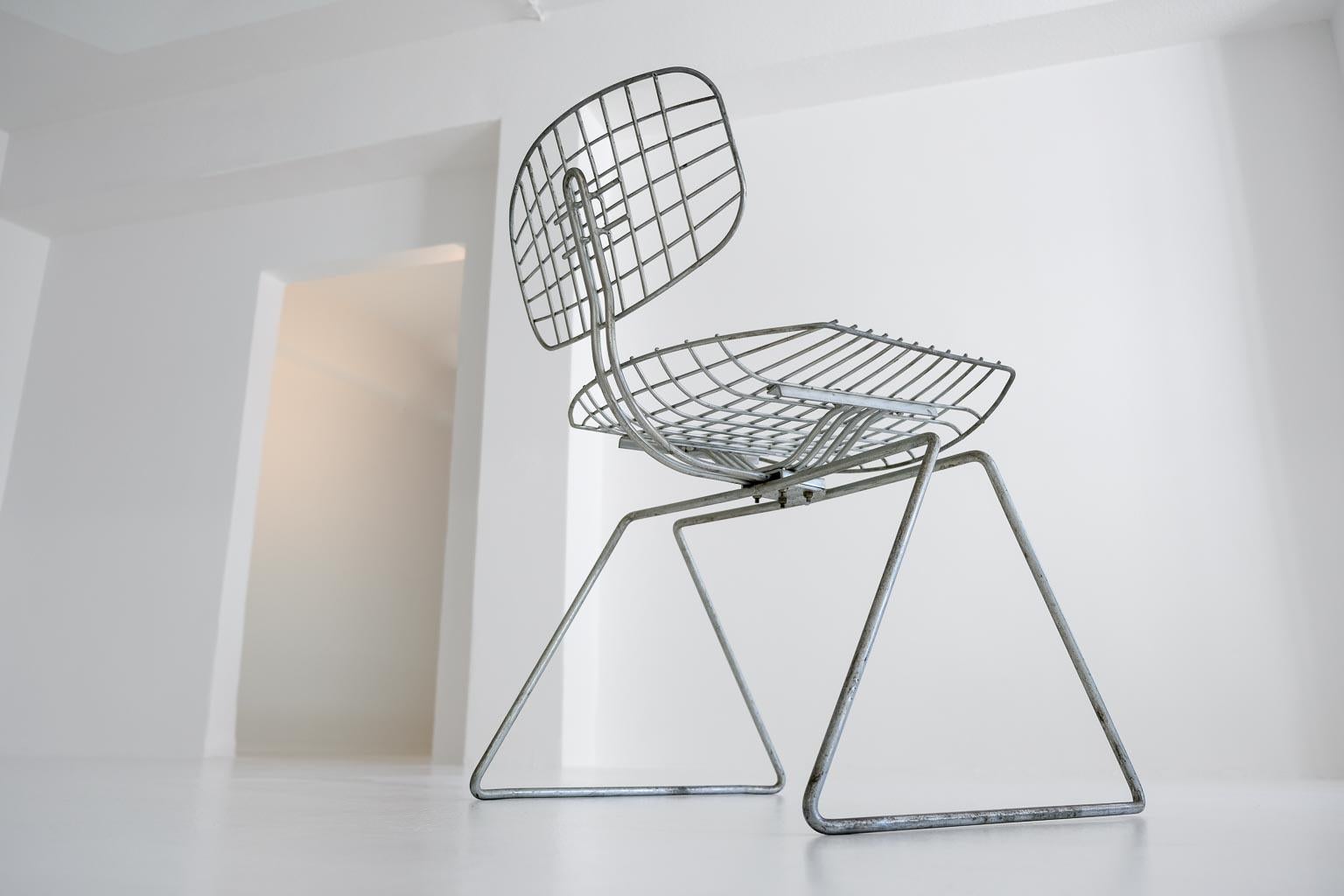 Chair Beaubourg, Michel Cadestin & Georges Laurent for the Centre Pompidou For Sale 2
