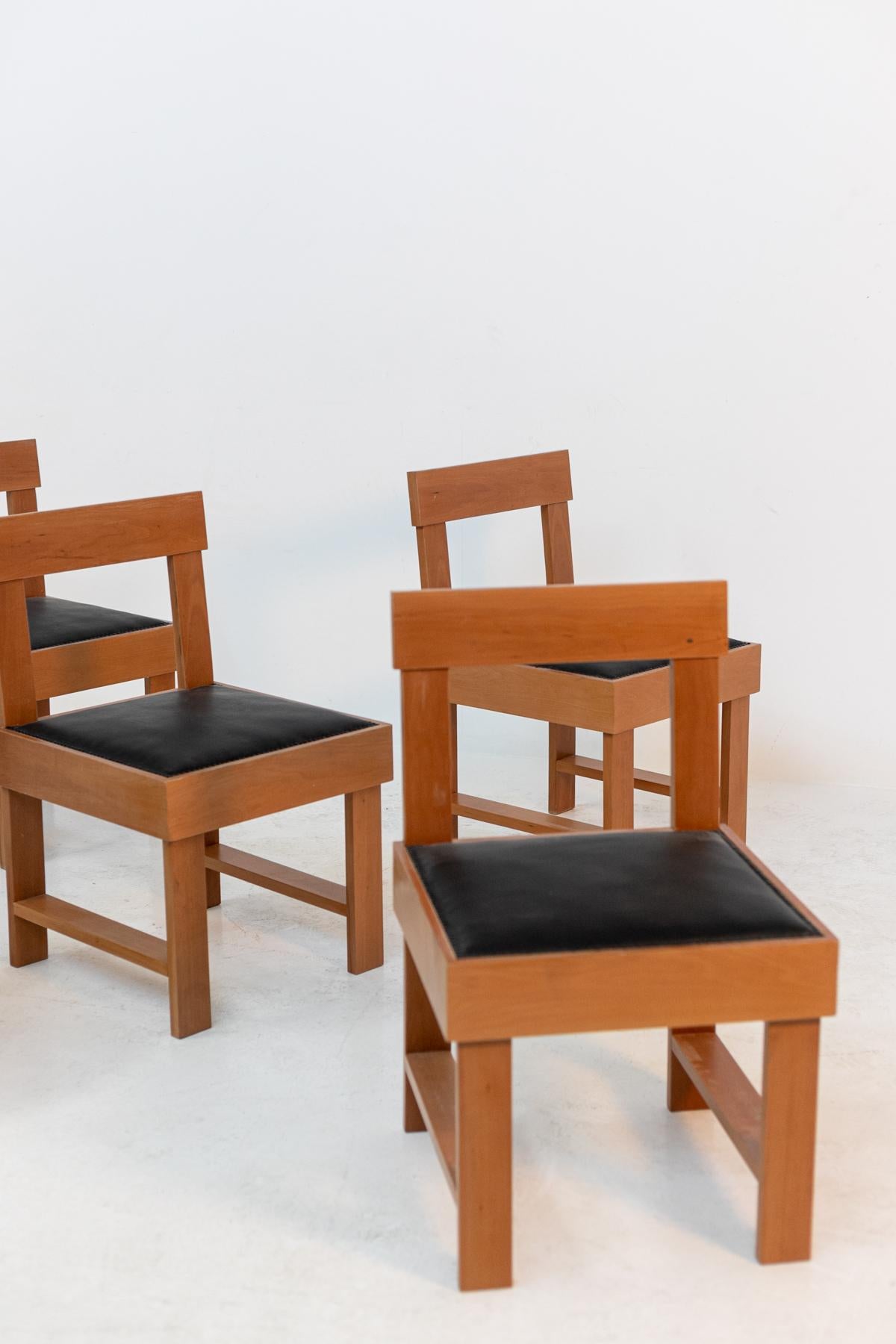 Chair by BBPR Studio, Italian Set of Six in Wood and Black Leather In Good Condition In Milano, IT