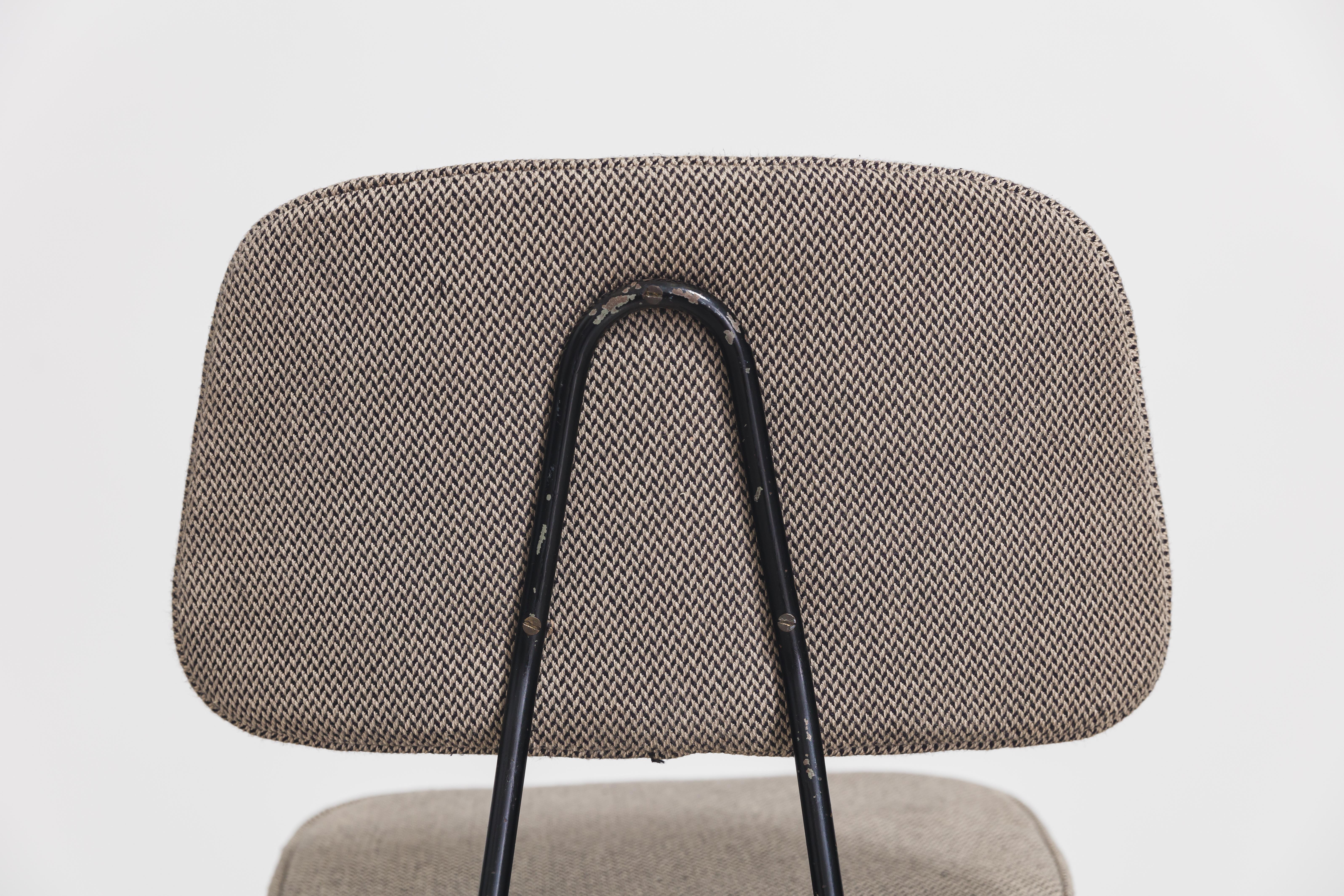 Upholstery Chair by Carlo Hauner and Martin Eisler, Midcentury Brazilian Design For Sale