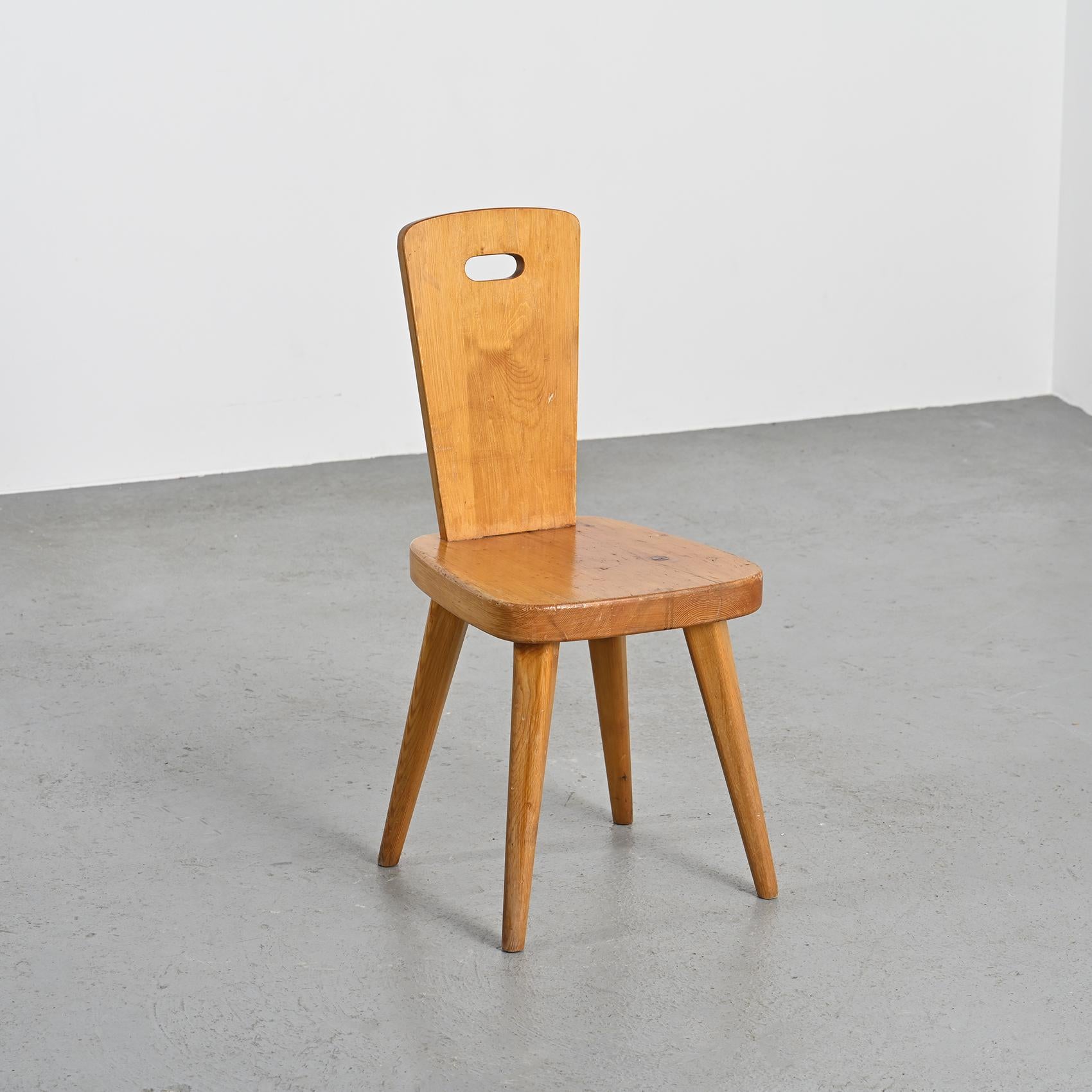 Stuhl von Christian Durupt, Meribel 1960 (Moderne der Mitte des Jahrhunderts) im Angebot