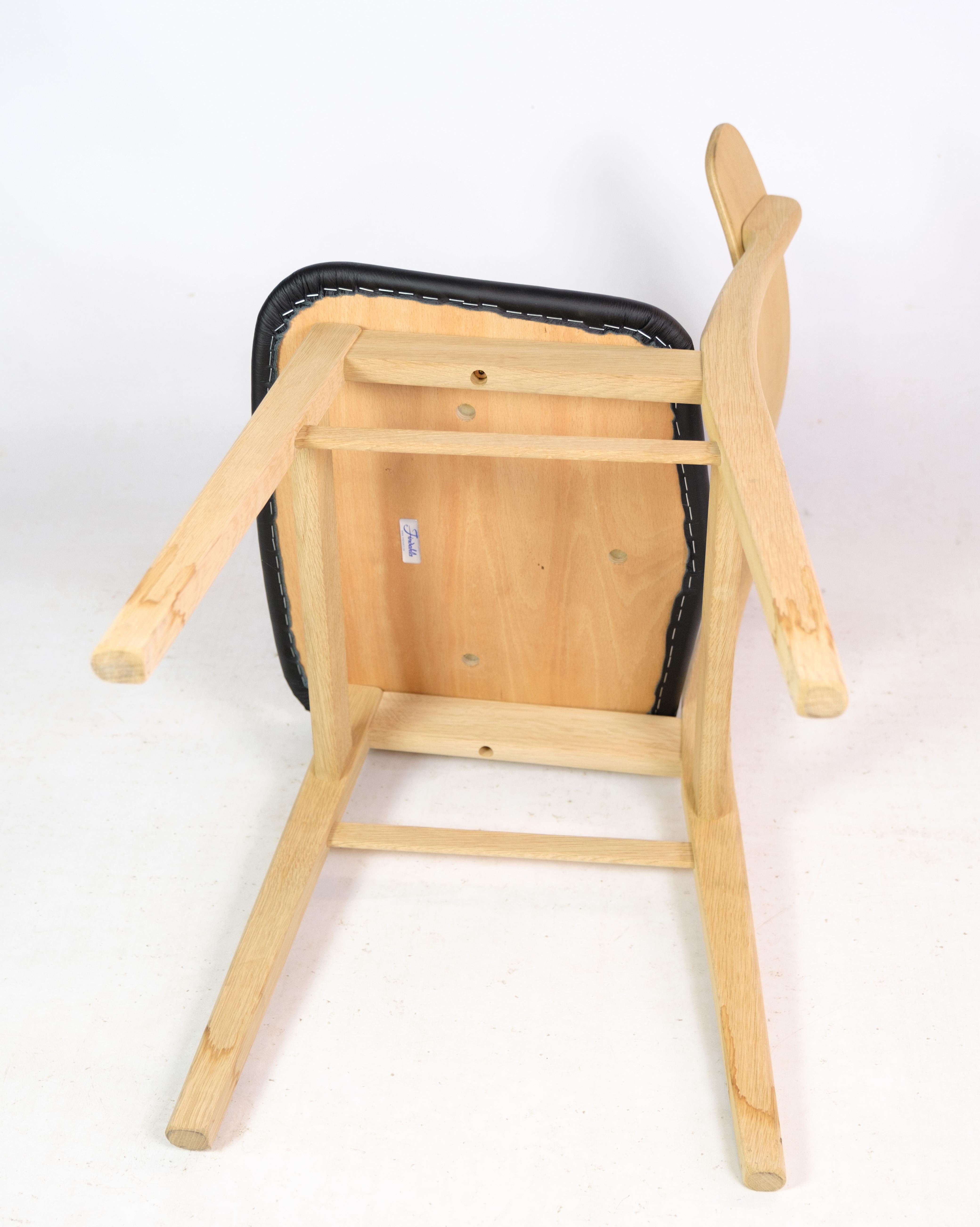 Chair by Findahl by Hammel Mosbøl, Black leather, Oak, 1962 For Sale 3