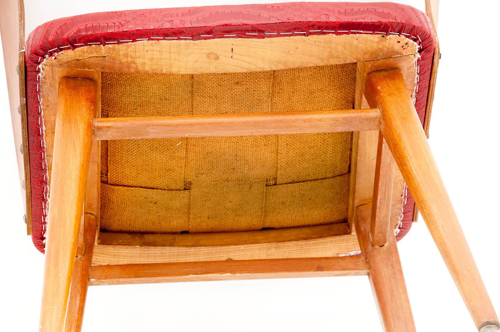 Chair by Paolozzi, in Varnish Brown Wood, and Red Croco Vynil, Italy, 1960 4