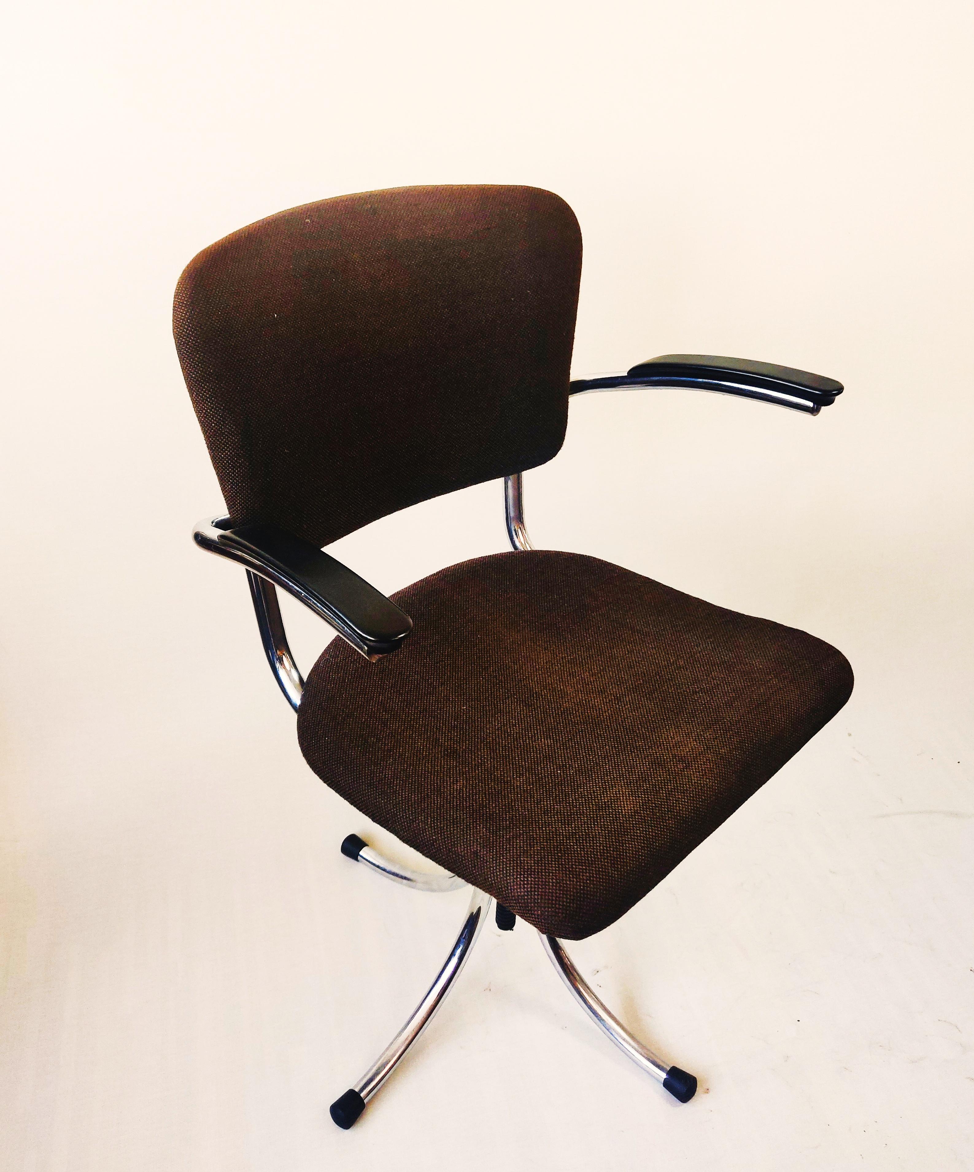 Stuhl von Paul Schuitema für Fana, Rotterdam, 1960er Jahre im Zustand „Gut“ im Angebot in MIJDRECHT, NL