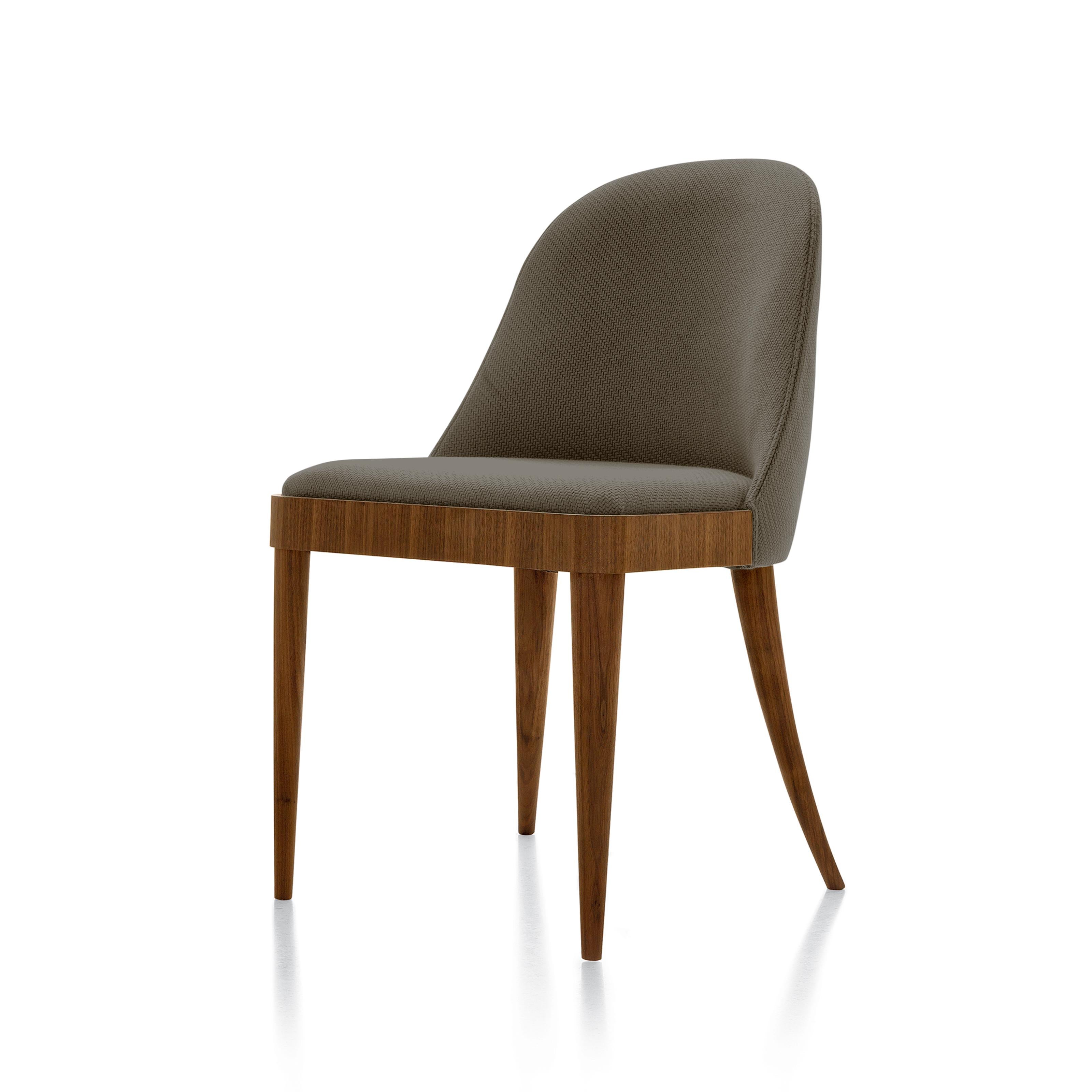 Kordiale-Stuhl aus Massivholz, Nussbaum in handgefertigter Naturausführung, zeitgenössisch im Angebot 3