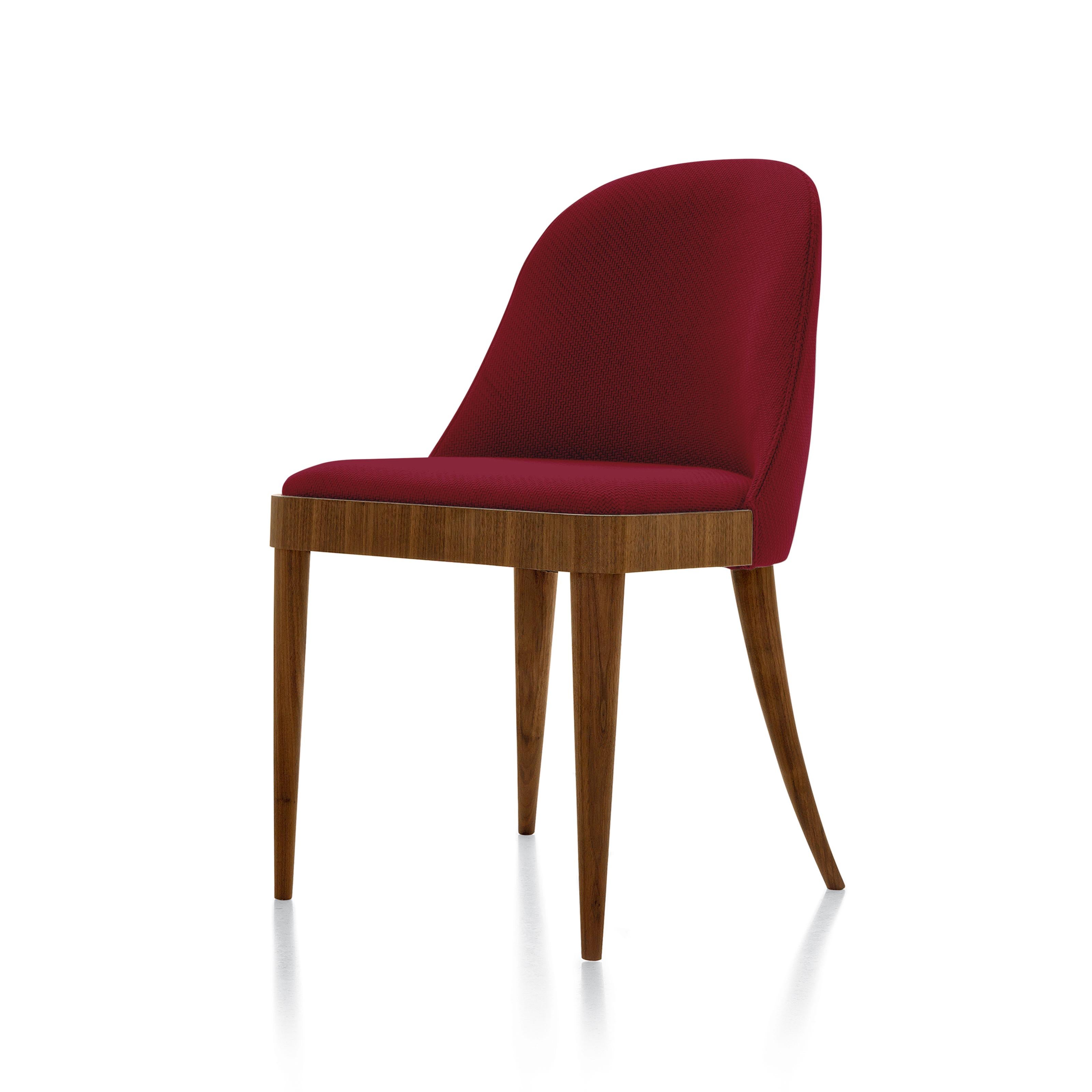 Kordiale-Stuhl aus Massivholz, Nussbaum in handgefertigter Naturausführung, zeitgenössisch (Walnuss) im Angebot