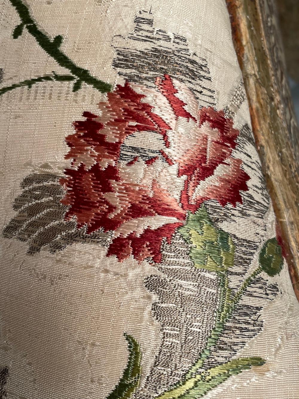 Chair Carved Silver-Gilt Painted 18thc Original Floral Silk Brocatelle Floral 9