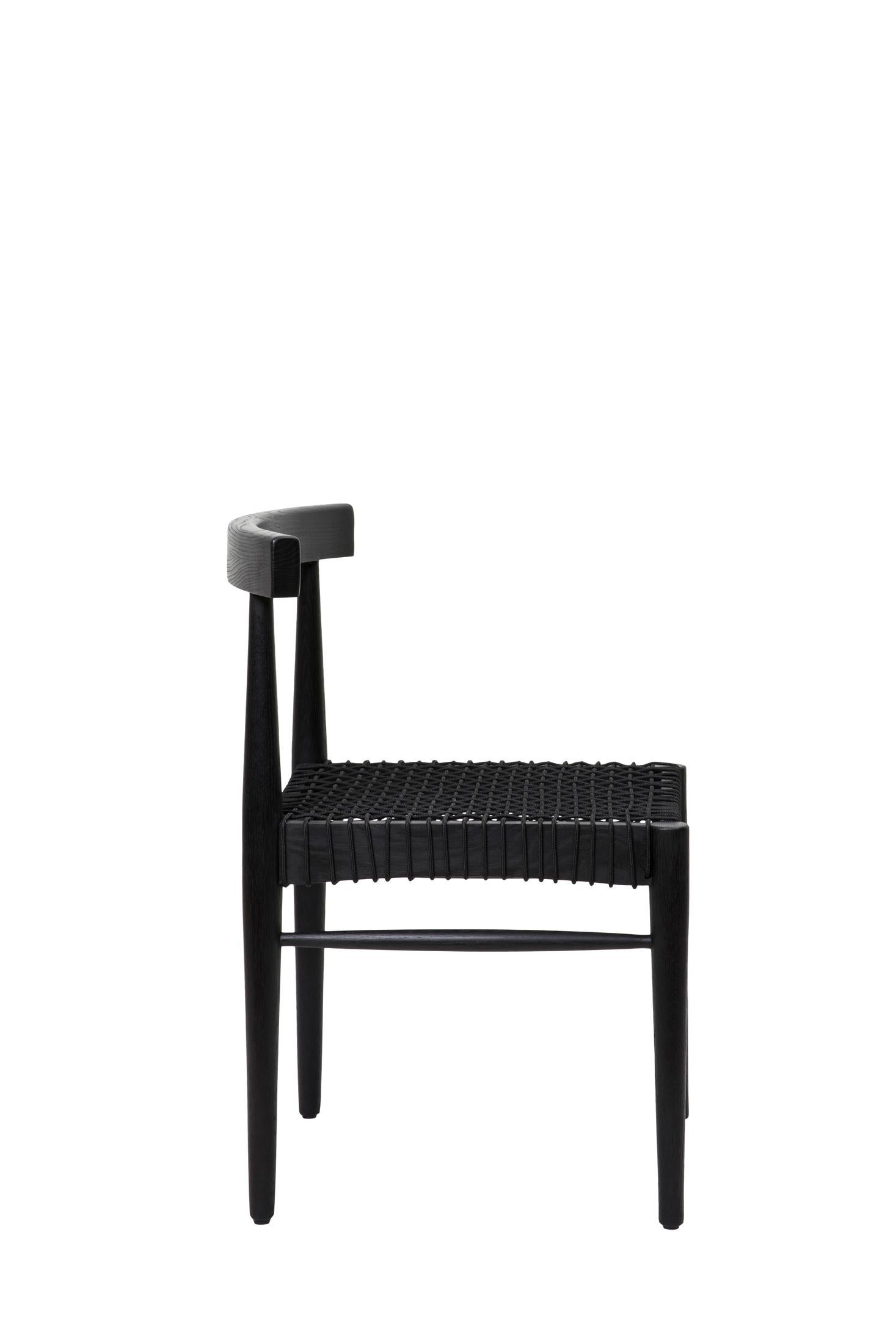 Inspired by early Cape Dutch furniture, the Che Chair is simple, lightweight, and strong. The Che Chair is a relaxed yet refined aesthetic.  This modern take on a traditional South African design, known as Riempie, uses leather strips woven together