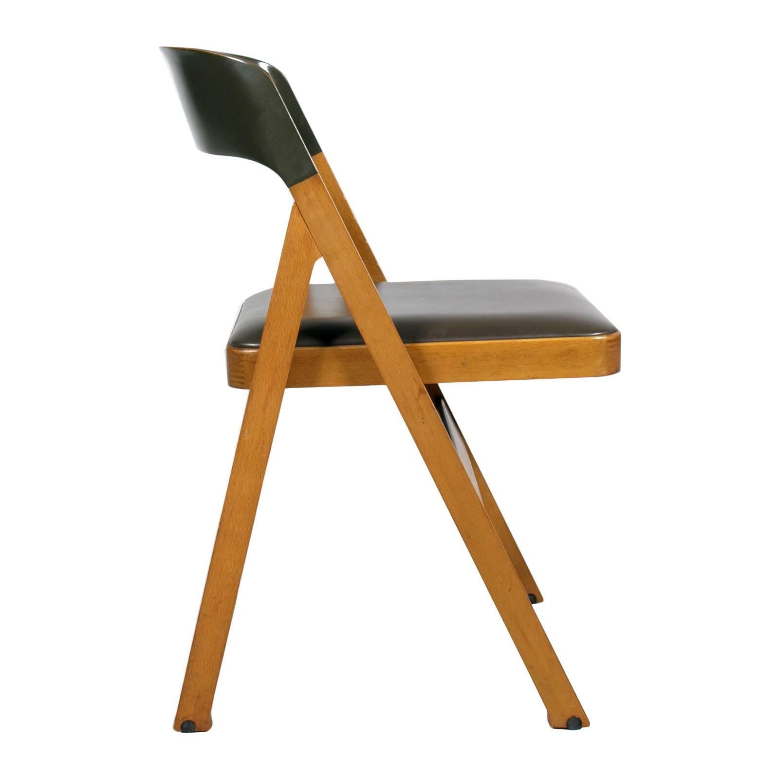 Italian Chair Compasso Patented in 1980s, by Afra & Tobia Scarpa per Piarotto In Good Condition For Sale In Vigonza, Padua