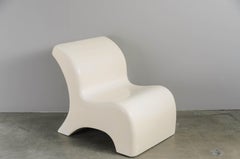 Sedia, laccata crema di Robert Kuo, fatta a mano, edizione limitata