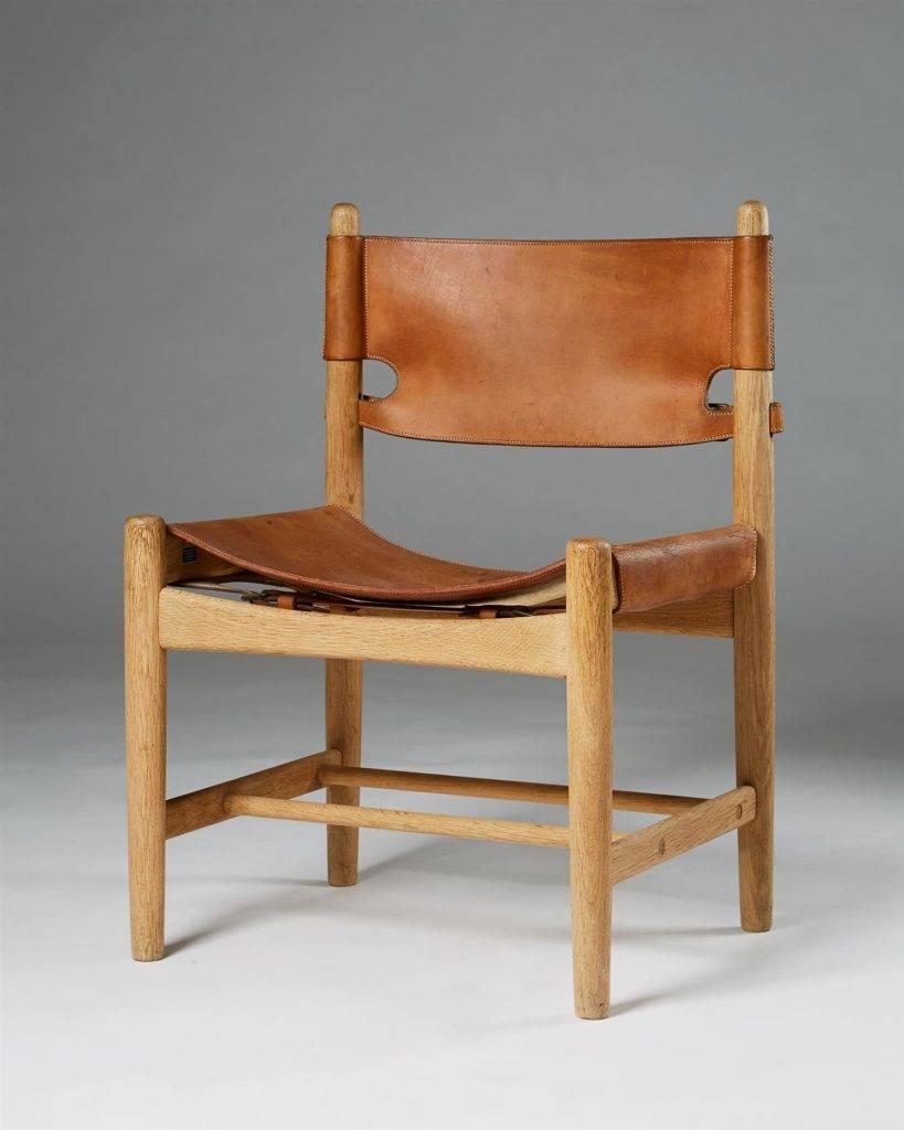 Chair designed by Børge Mogensen for Erhard Rasmussen, 
Denmark, 1940s. 
Oak and natural leather.

Very early example.

Measures: H 78 cm/ 2' 7