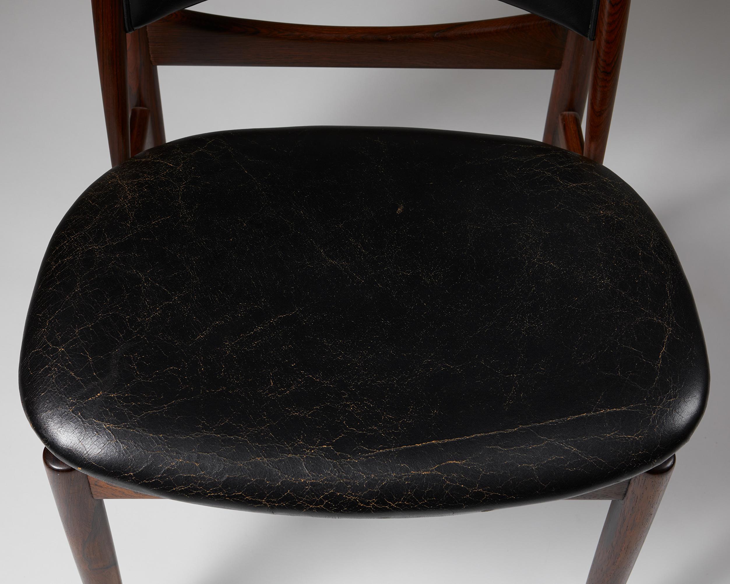 Cuir Chaise « égyptienne » conçue par Finn Juhl pour Niels Vodder, Danemark, 1949 en vente