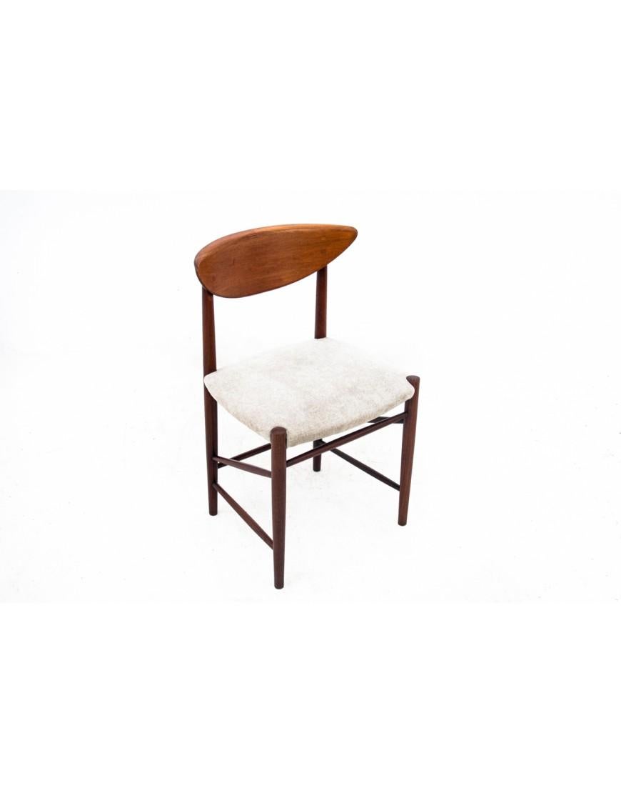 Teak Chair designed by Peter Hvidt & Orla Molgaard, Denmark, 1960s. Danish design