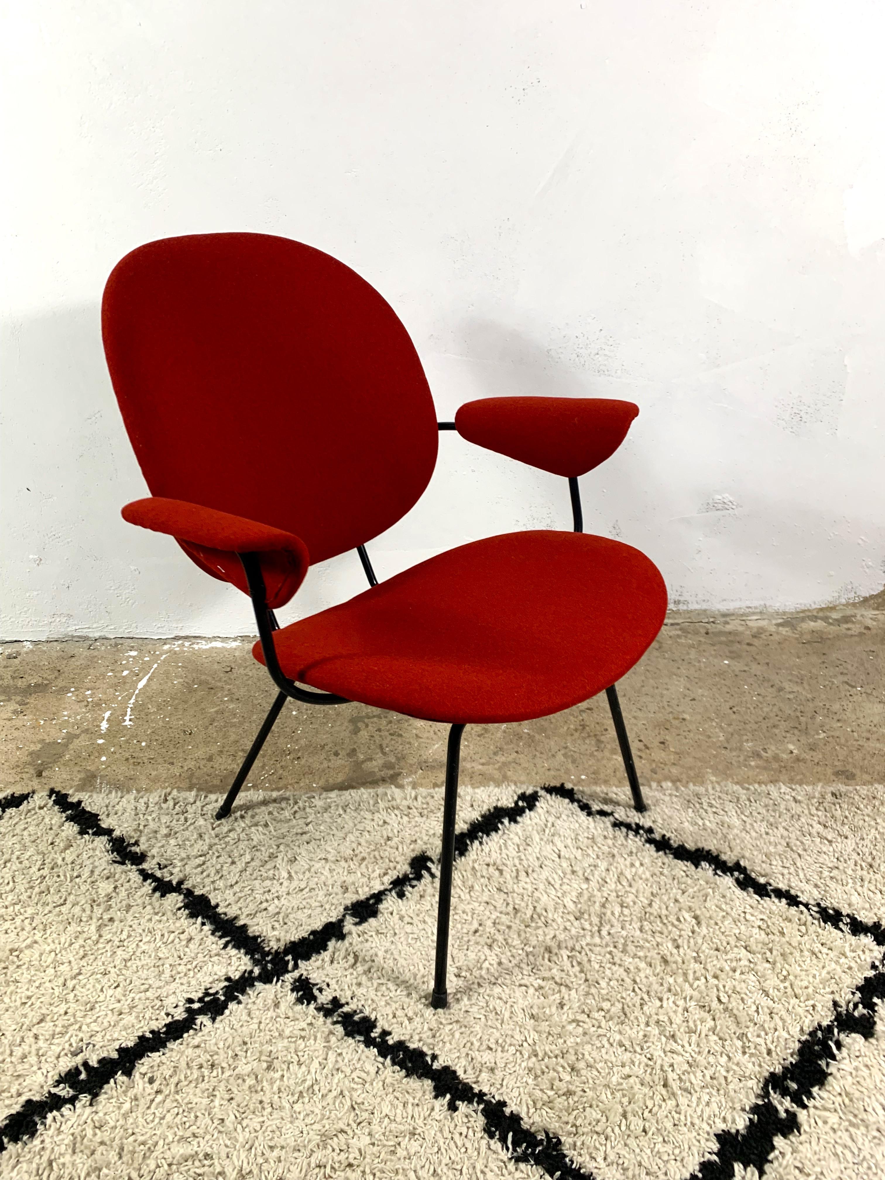 Stuhl entworfen von W.H.Gispen für die niederländische Firma Kembo (20. Jahrhundert) im Angebot