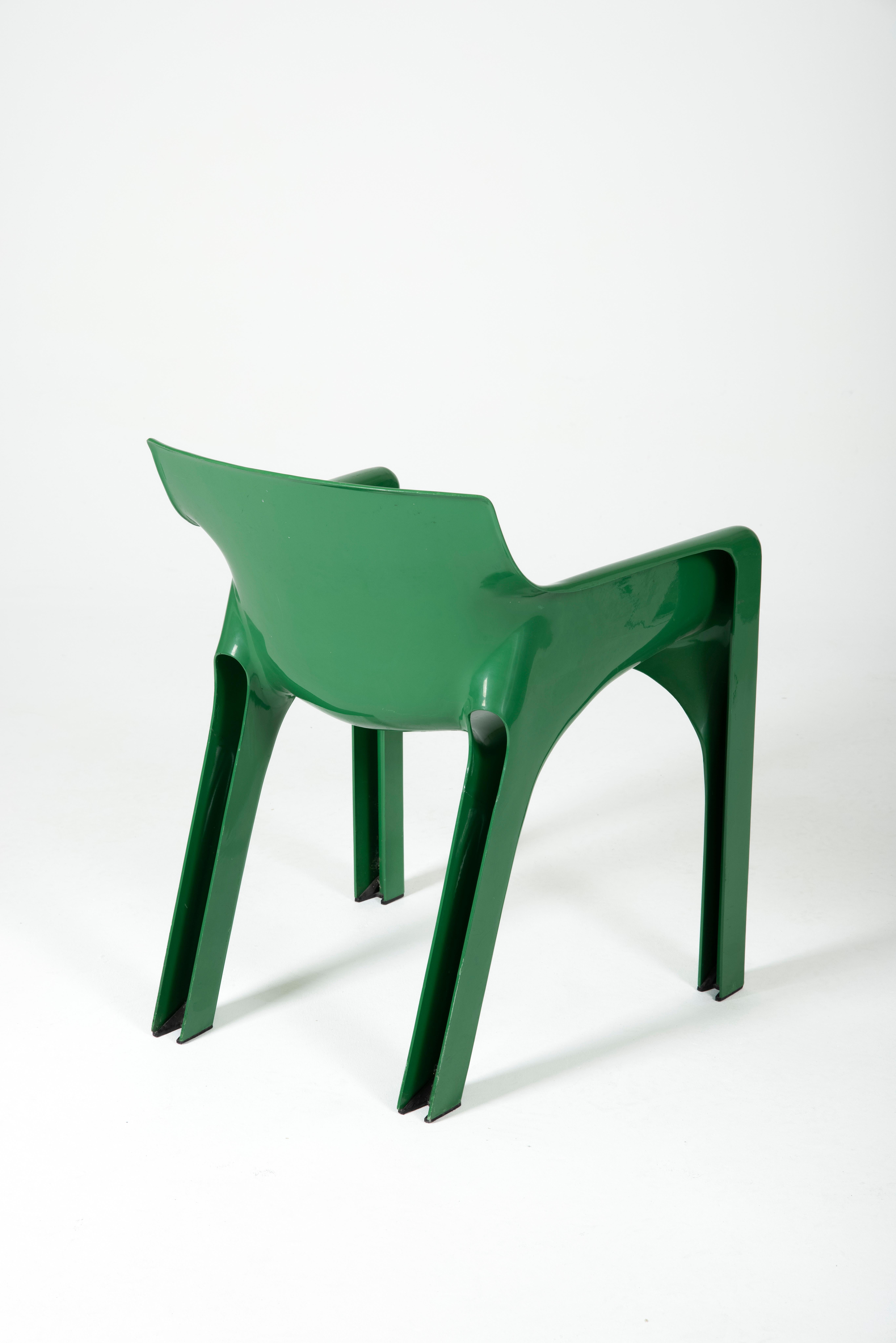 Molded Chair Gaudi by Vico Magistretti for Artemide, 1970s