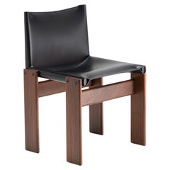 Chair in black hide leather and solid walnut Molteni&C design Tobia Scarpa