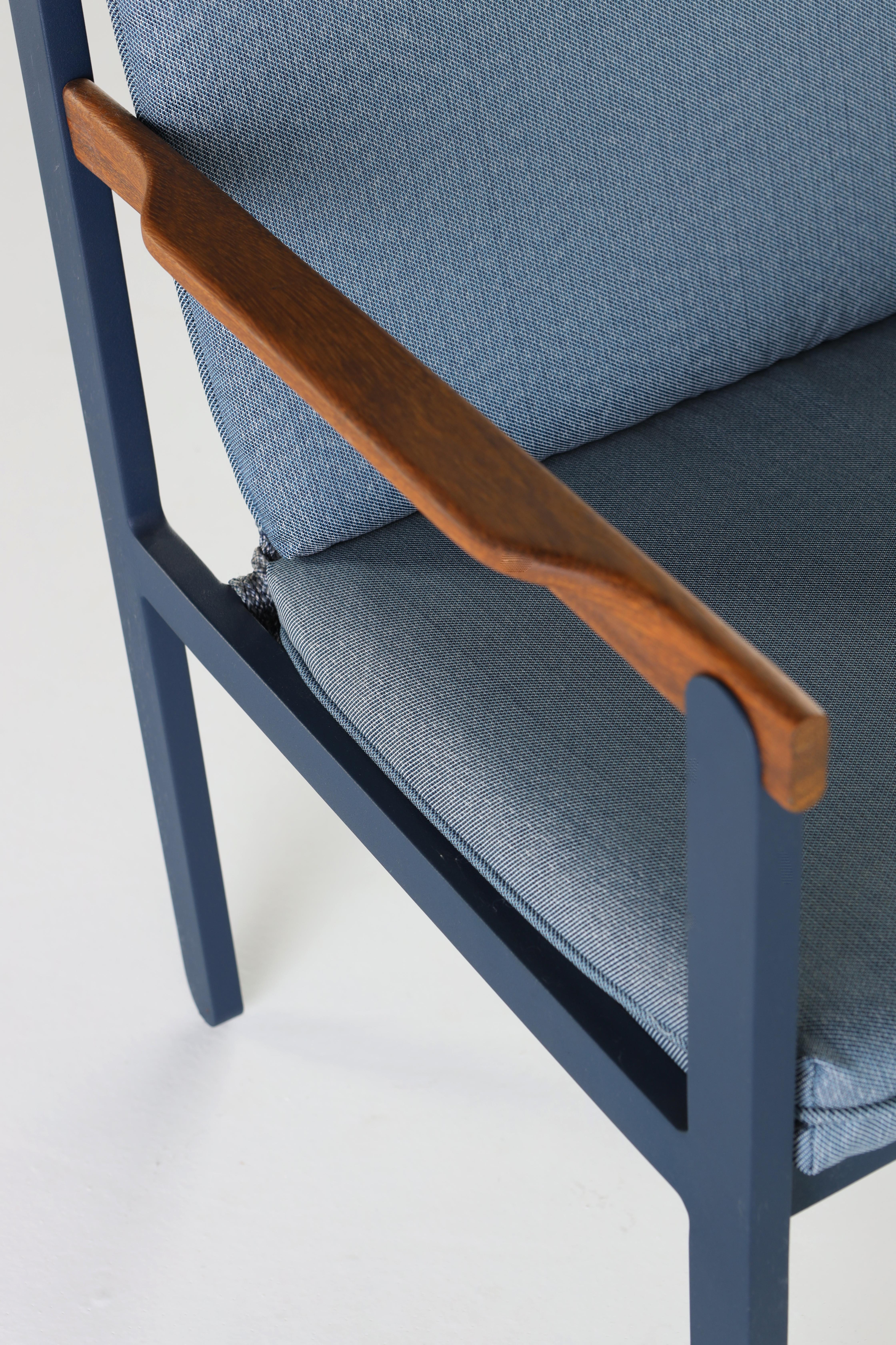 Stuhl aus Metall, nautischem Seil und Textilien für den Außenbereich oder den Innenbereich (21. Jahrhundert und zeitgenössisch) im Angebot