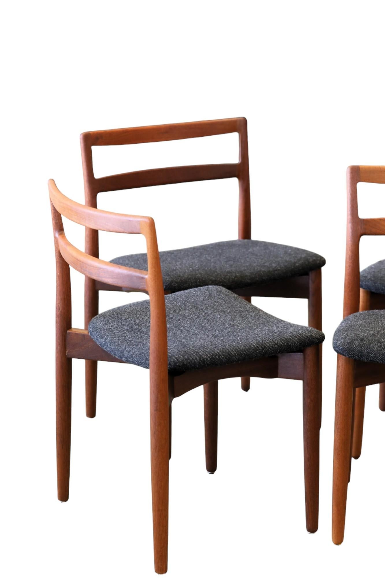 Chair in Teak by Harry Østergaard for Randers Møbelfabrik, 1960s, Set of 4 For Sale 8