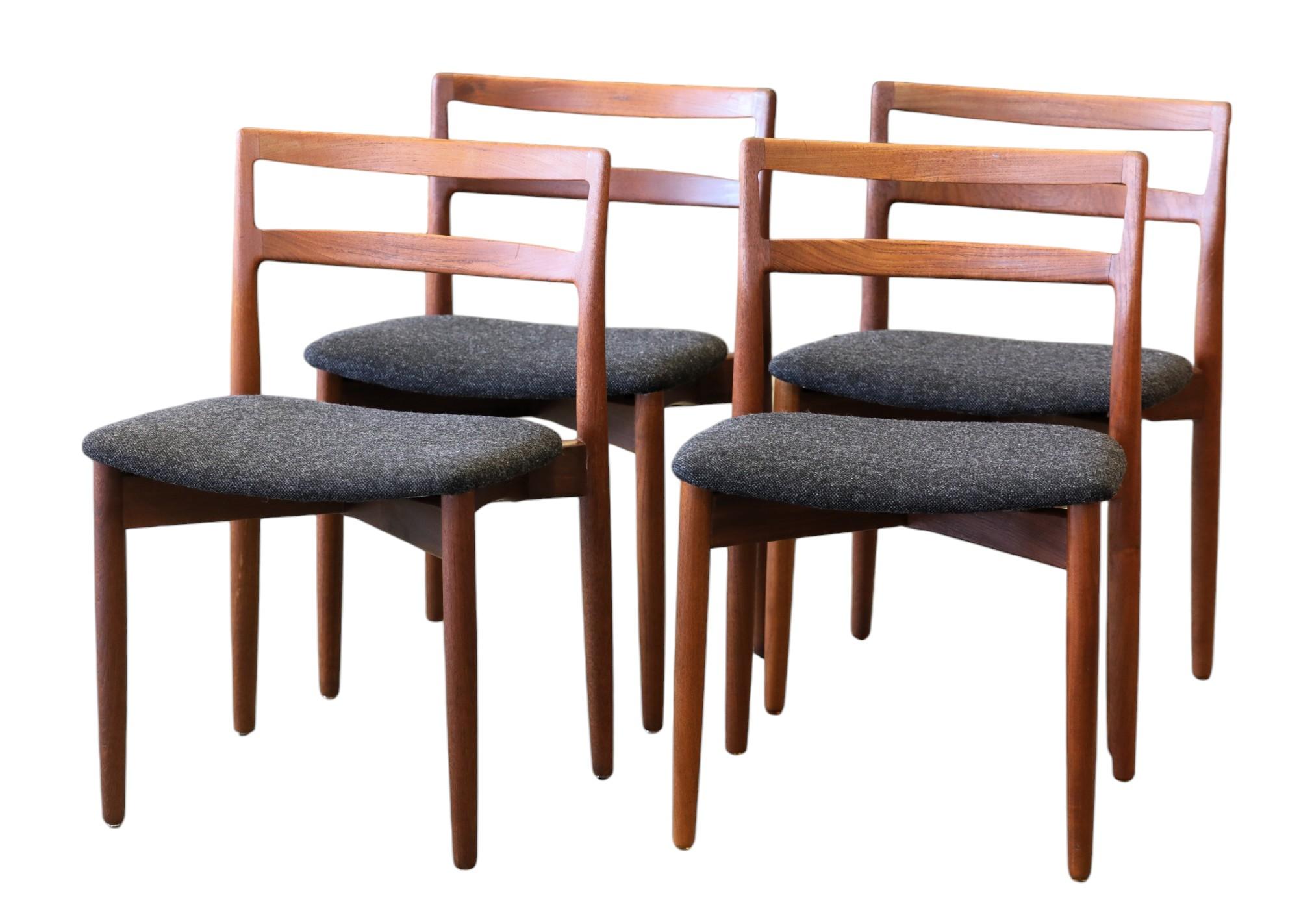 Chair in Teak by Harry Østergaard for Randers Møbelfabrik, 1960s, Set of 4 For Sale 11