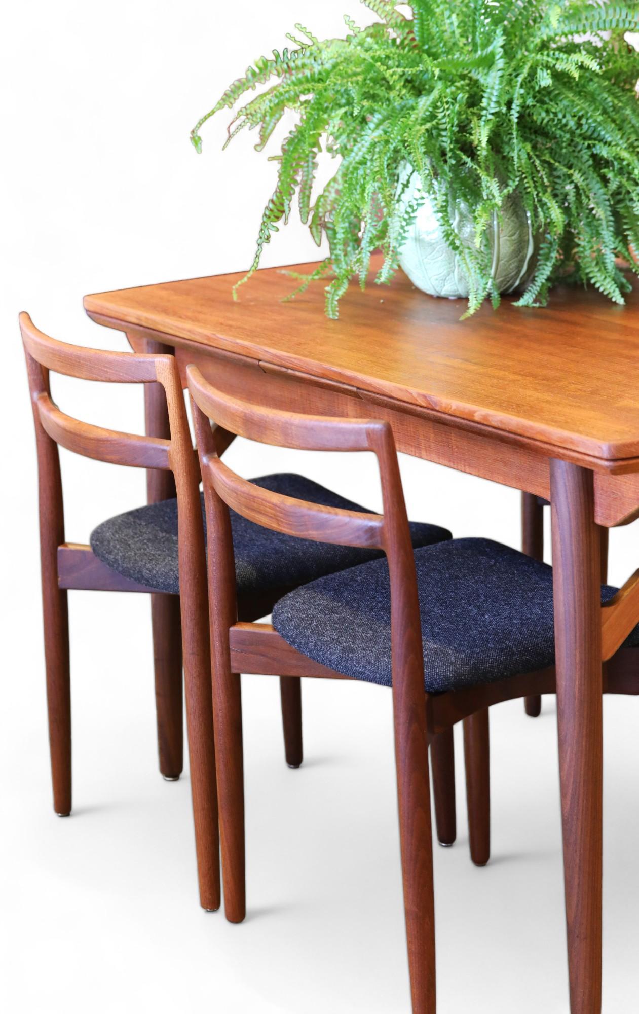 Fabric Chair in Teak by Harry Østergaard for Randers Møbelfabrik, 1960s, Set of 4 For Sale