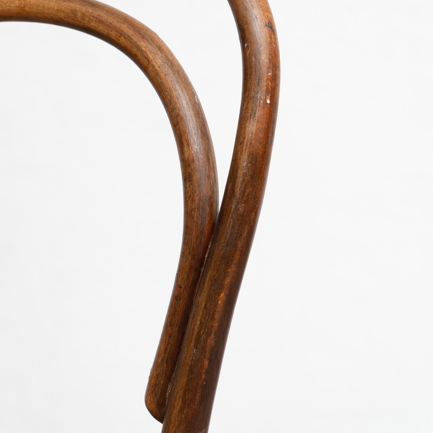 Chaise dans le style de Thonet par un Design/One, circa 1930 en vente 7