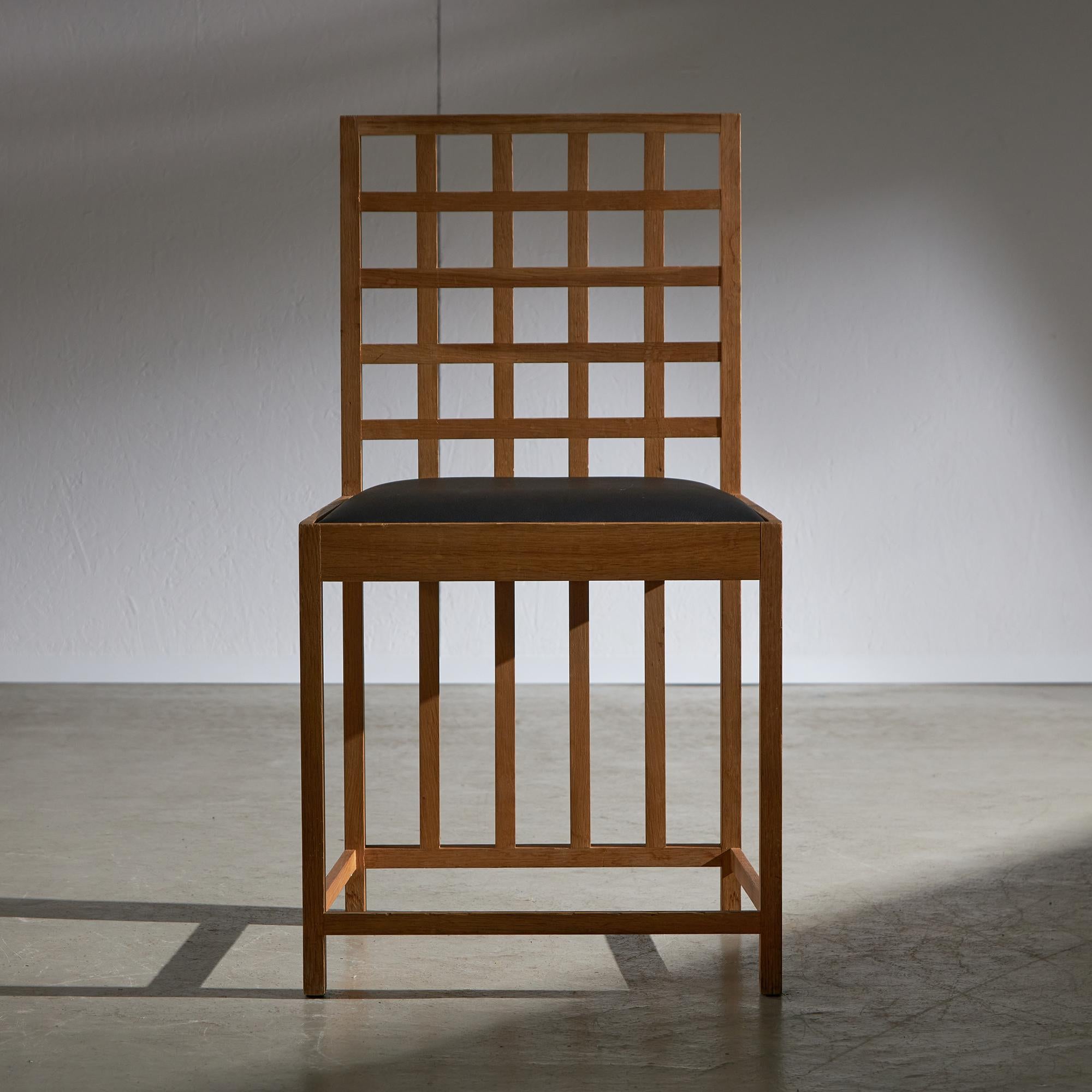 Silla inspirada en Charles Rennie Mackintosh (negra) Art Nouveau