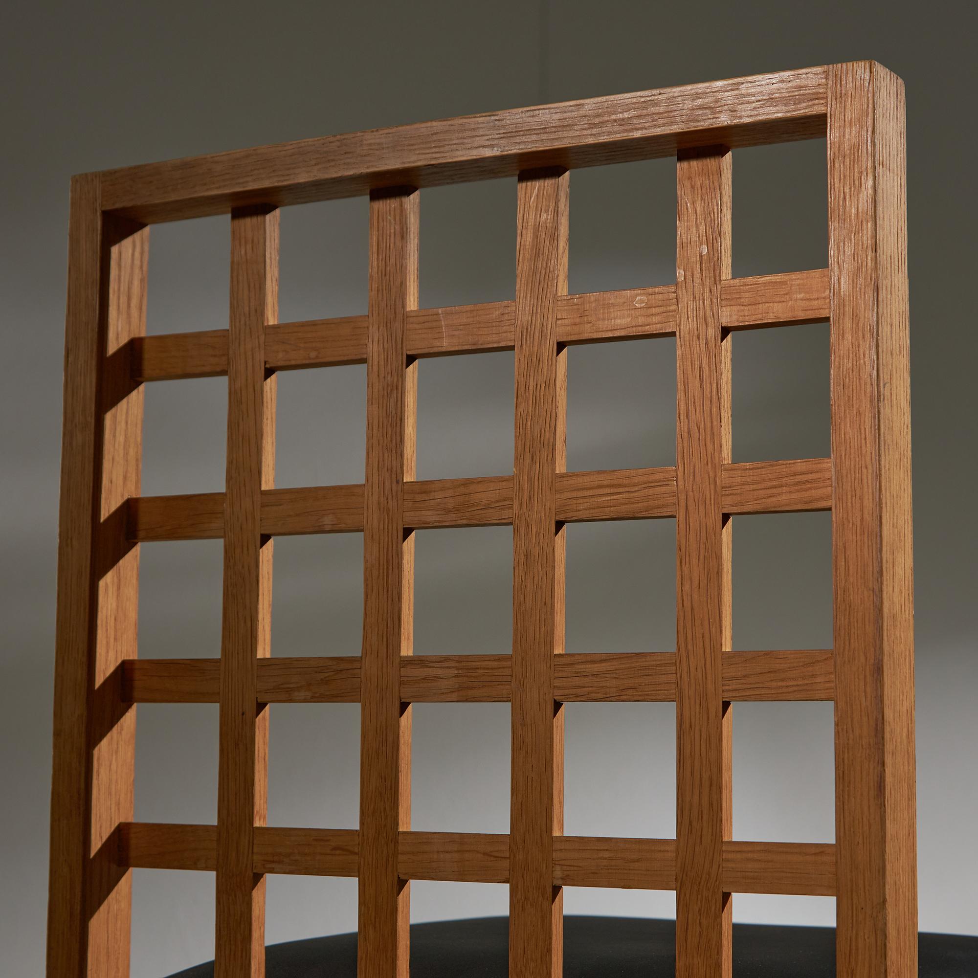 Silla inspirada en Charles Rennie Mackintosh (negra) siglo XX