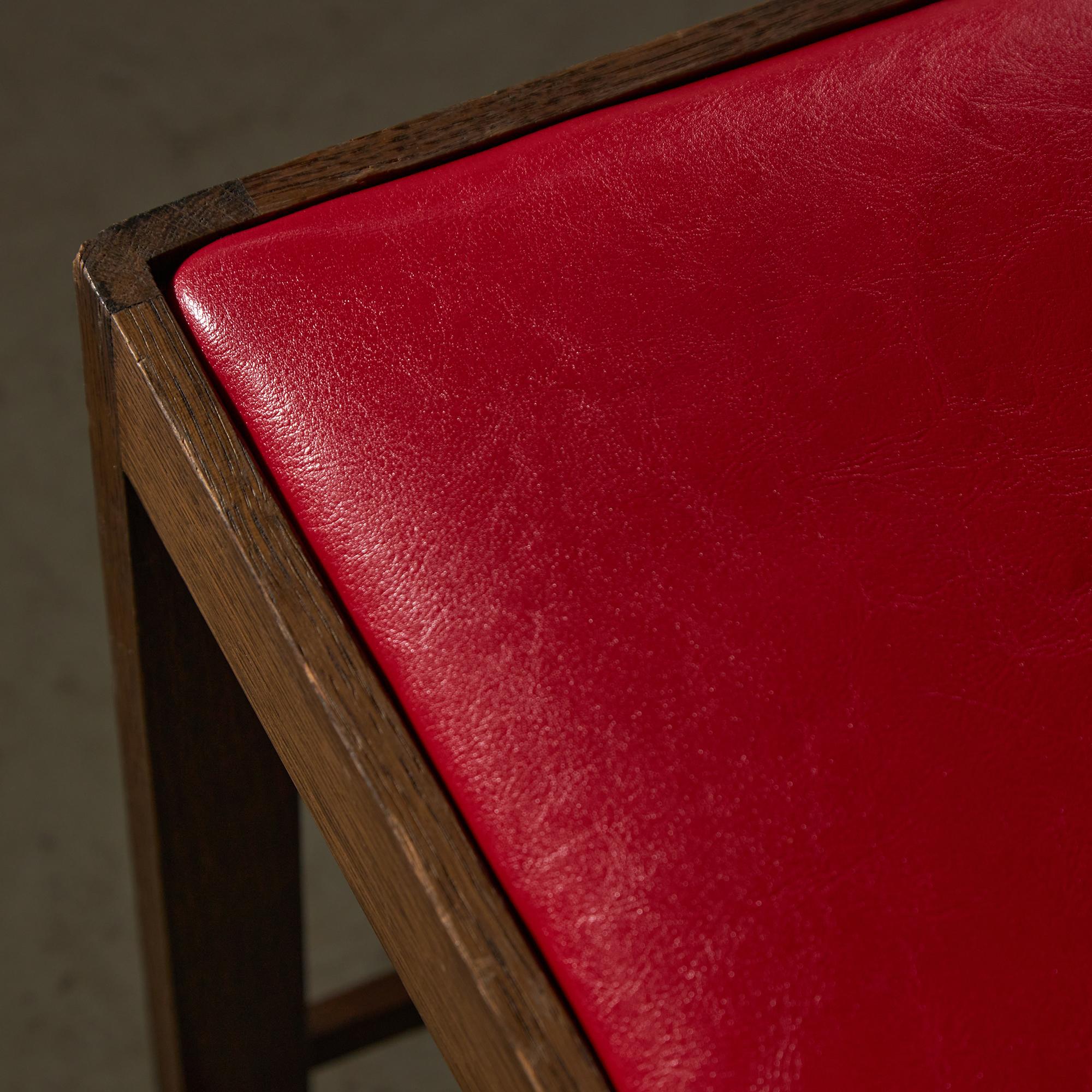 Chair Inspired by Charles Rennie Mackintosh (red) 4