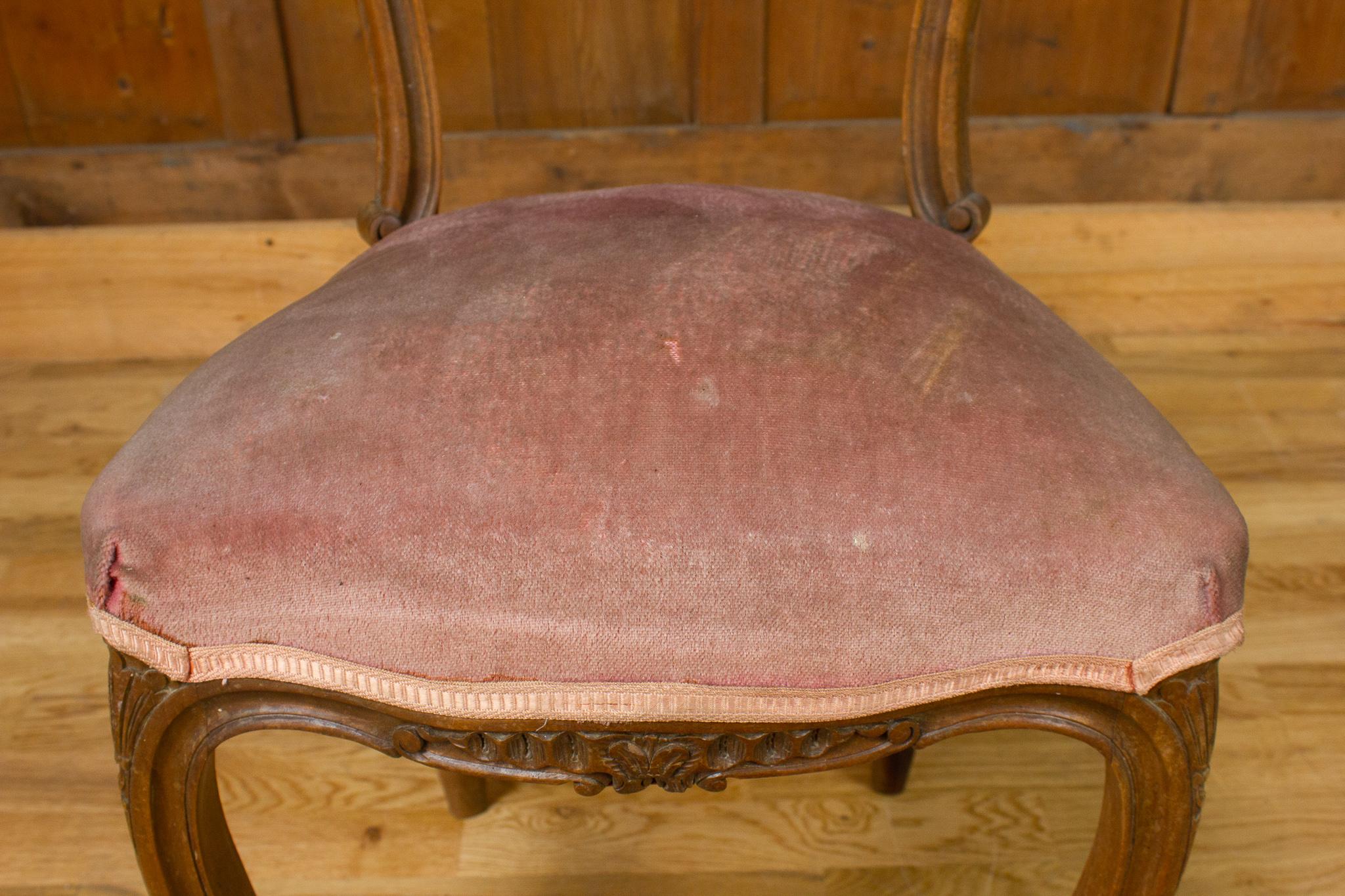 19th Century Chair Louis XV Style in Wood and pink velvet 