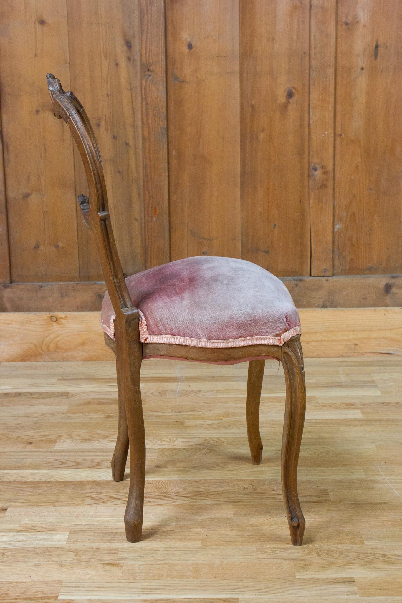 Chair Louis XV Style in Wood and pink velvet  2