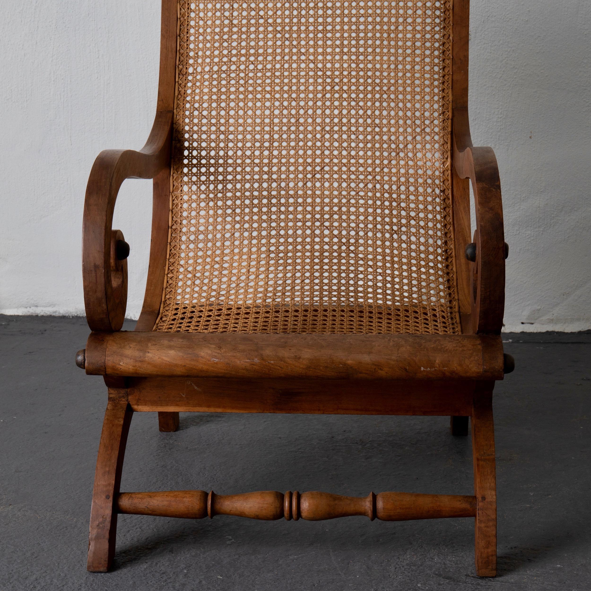 Chaise Lounge suédoise 20ème siècle Bois Rotin:: Suède 5