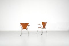 Chair model " 3207 "in wood by Arne Jacobsen for Fritz Hansen, Denmark 1955.