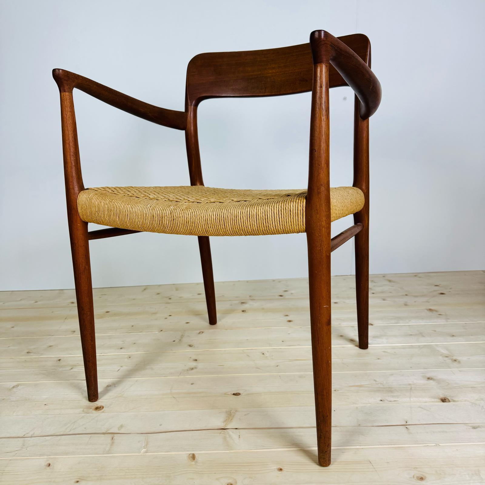 Corde en papier Chaise modèle 56, Niels O. Møller pour J.L. Møllers Møbelfabrik, Danemark Années 1950 en vente