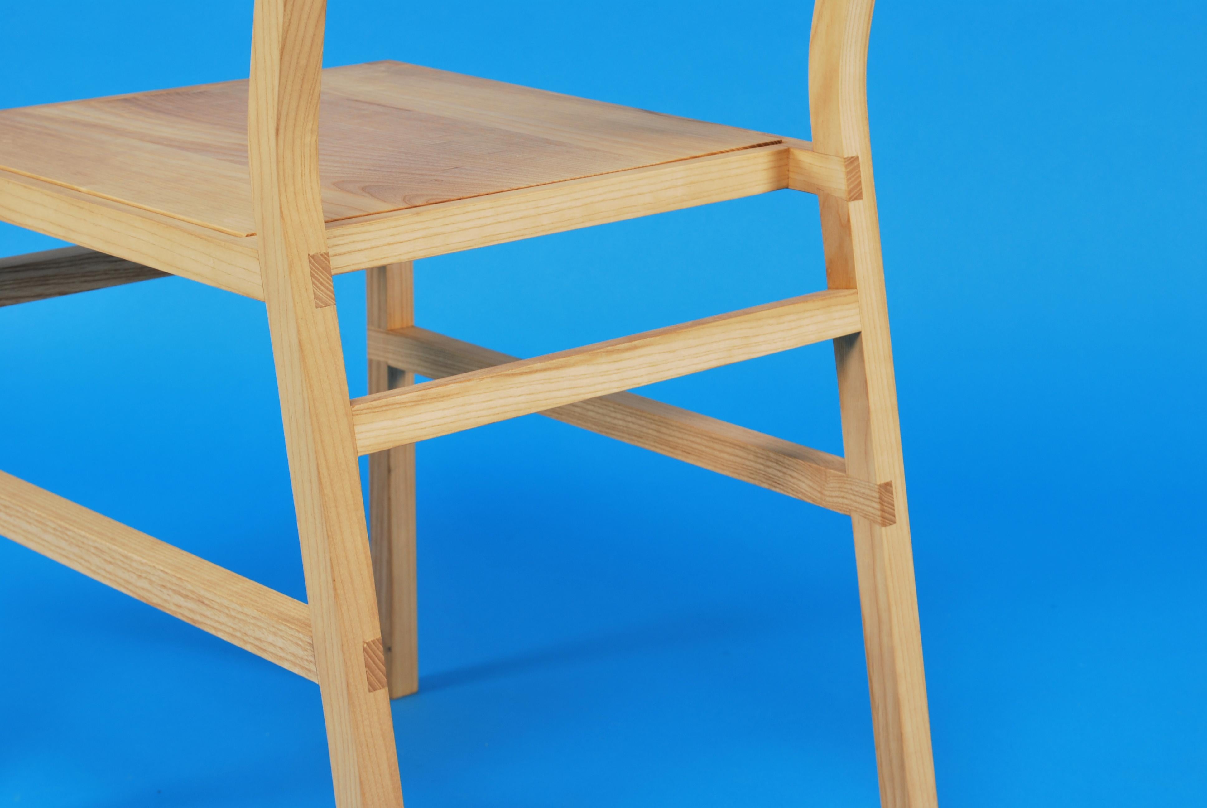 Organic Modern Chair, Oak, Ash, London Plane, Solid Wood, Creator Loose Fit, UK For Sale 2
