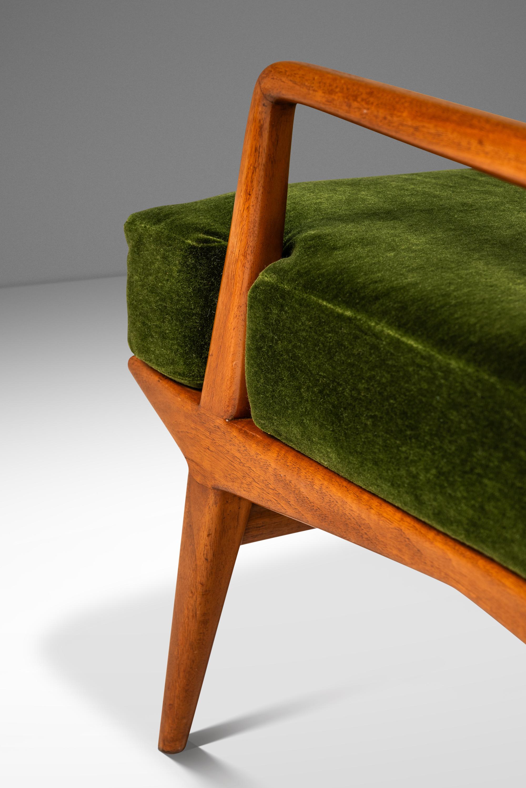 Chair & Ottoman in Walnut, Carlo de Carli, M. Singer and Sons, Italy-USA, 1950's For Sale 11